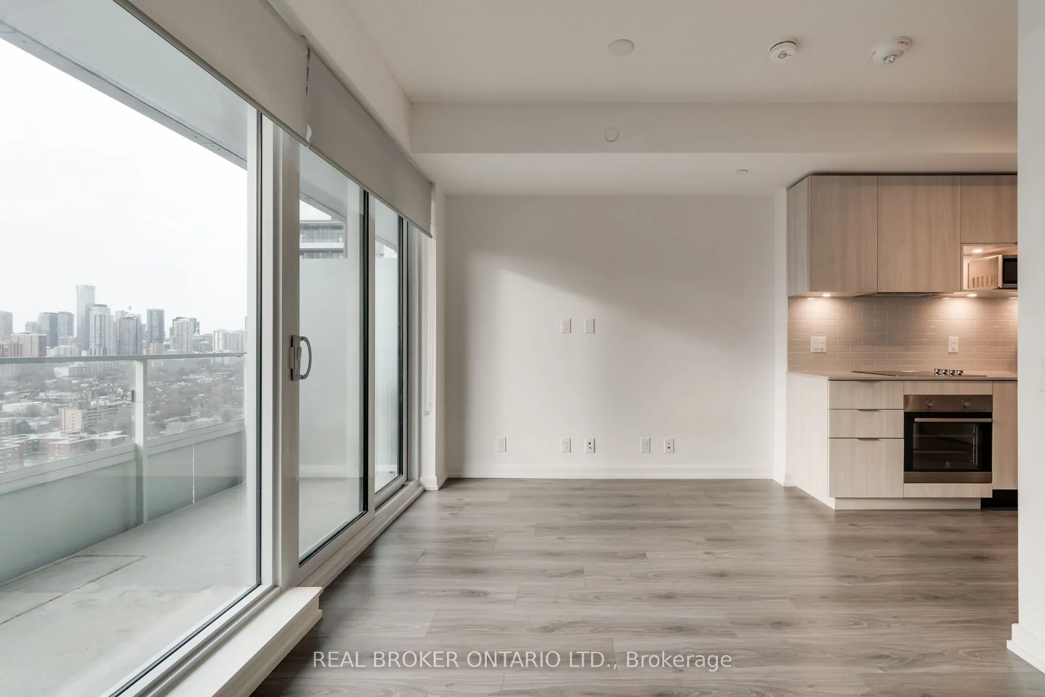 20 Tubman Avenue, #2411