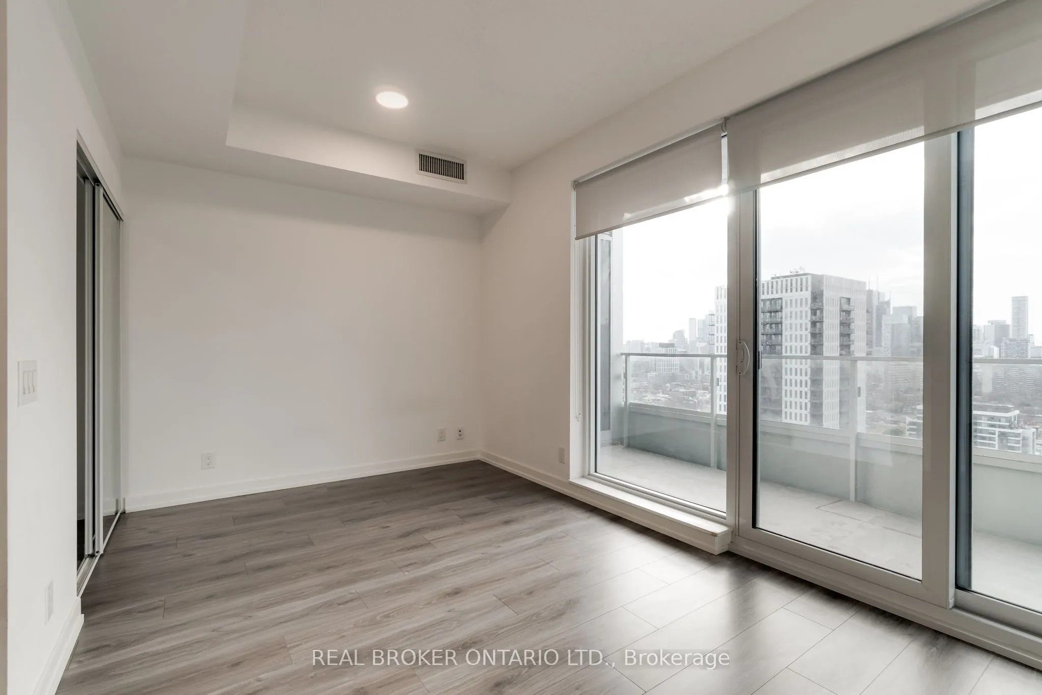 20 Tubman Avenue, #2411