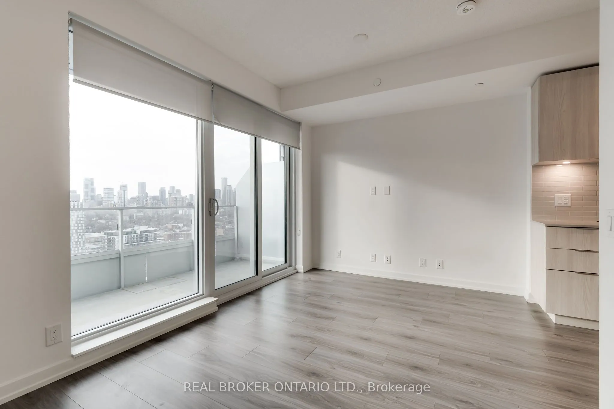 20 Tubman Avenue, #2411