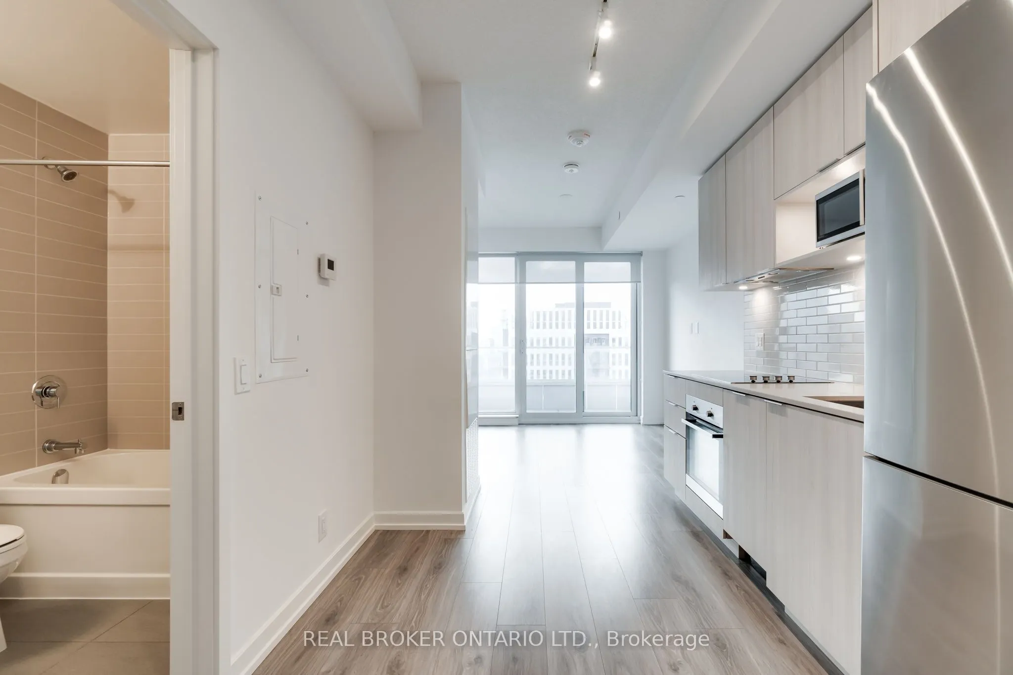 20 Tubman Avenue, #2411