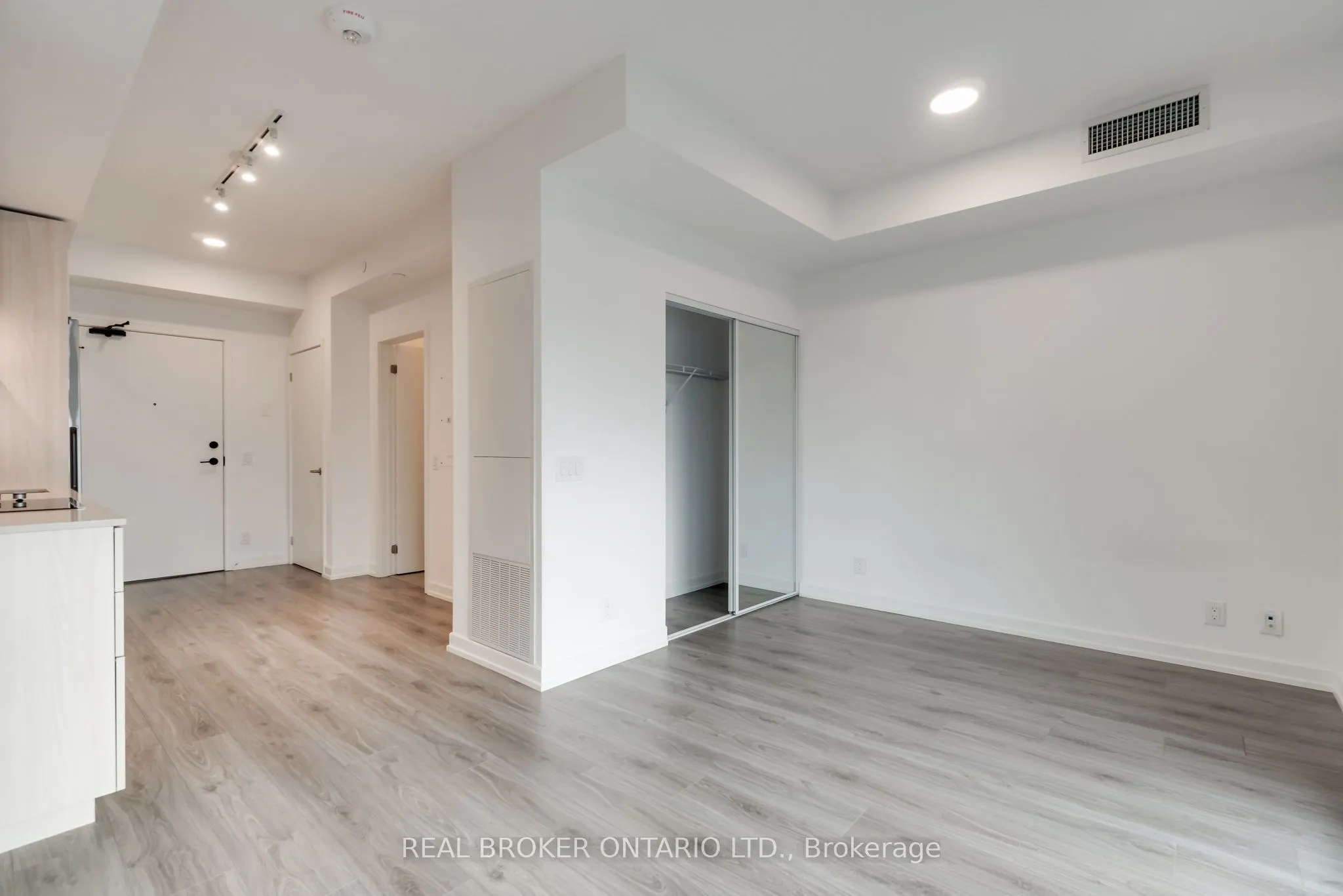 20 Tubman Avenue, #2411