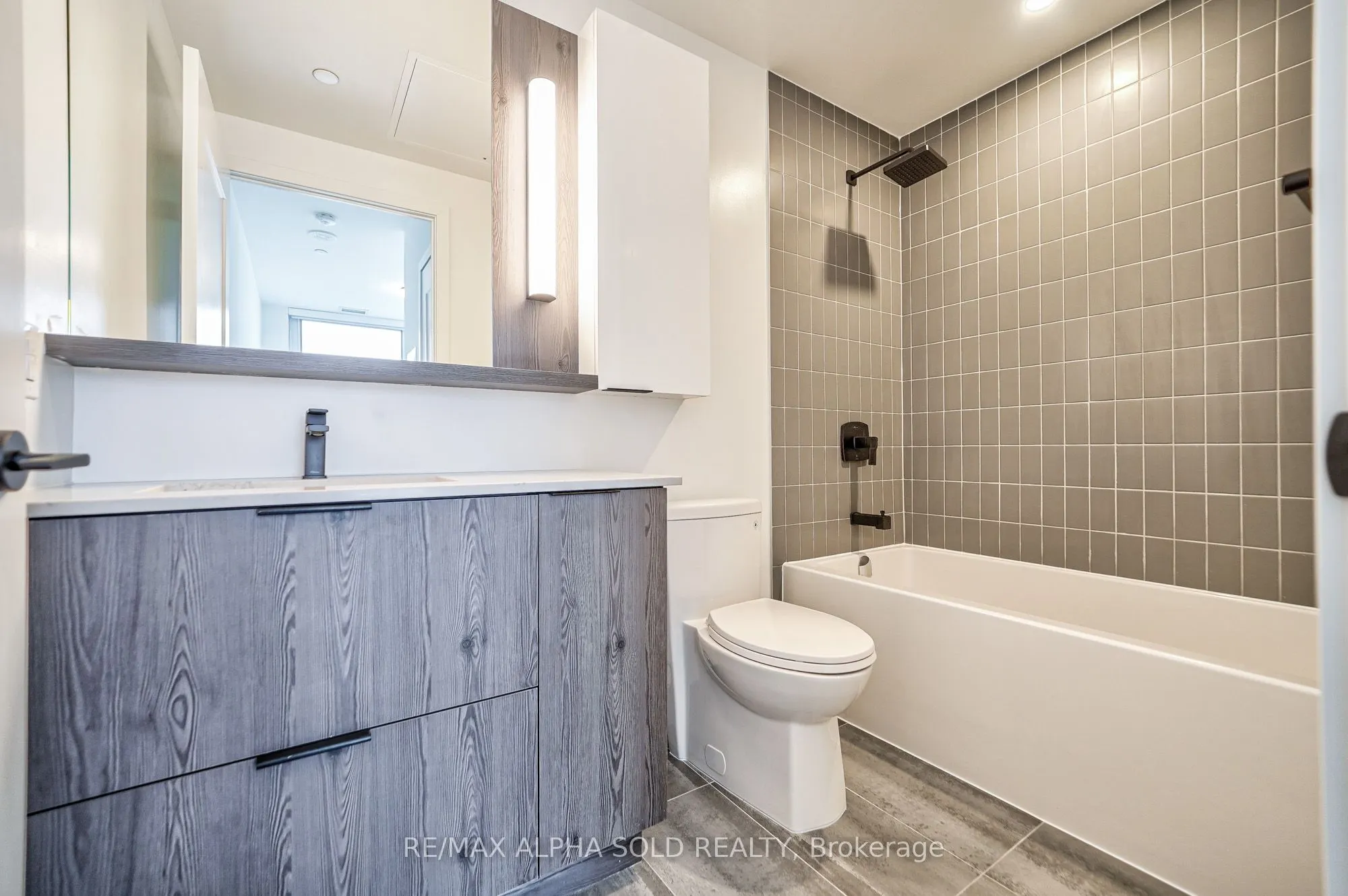 5 Defries Street, #1005