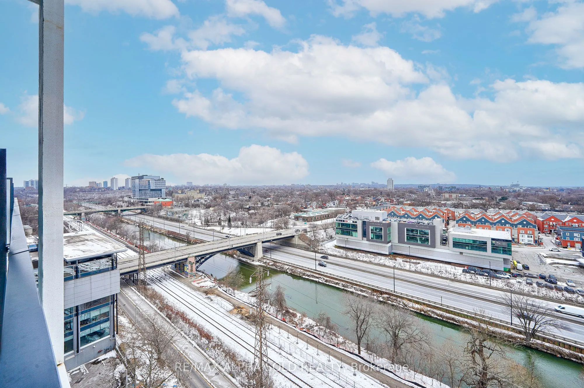 5 Defries Street, #1005