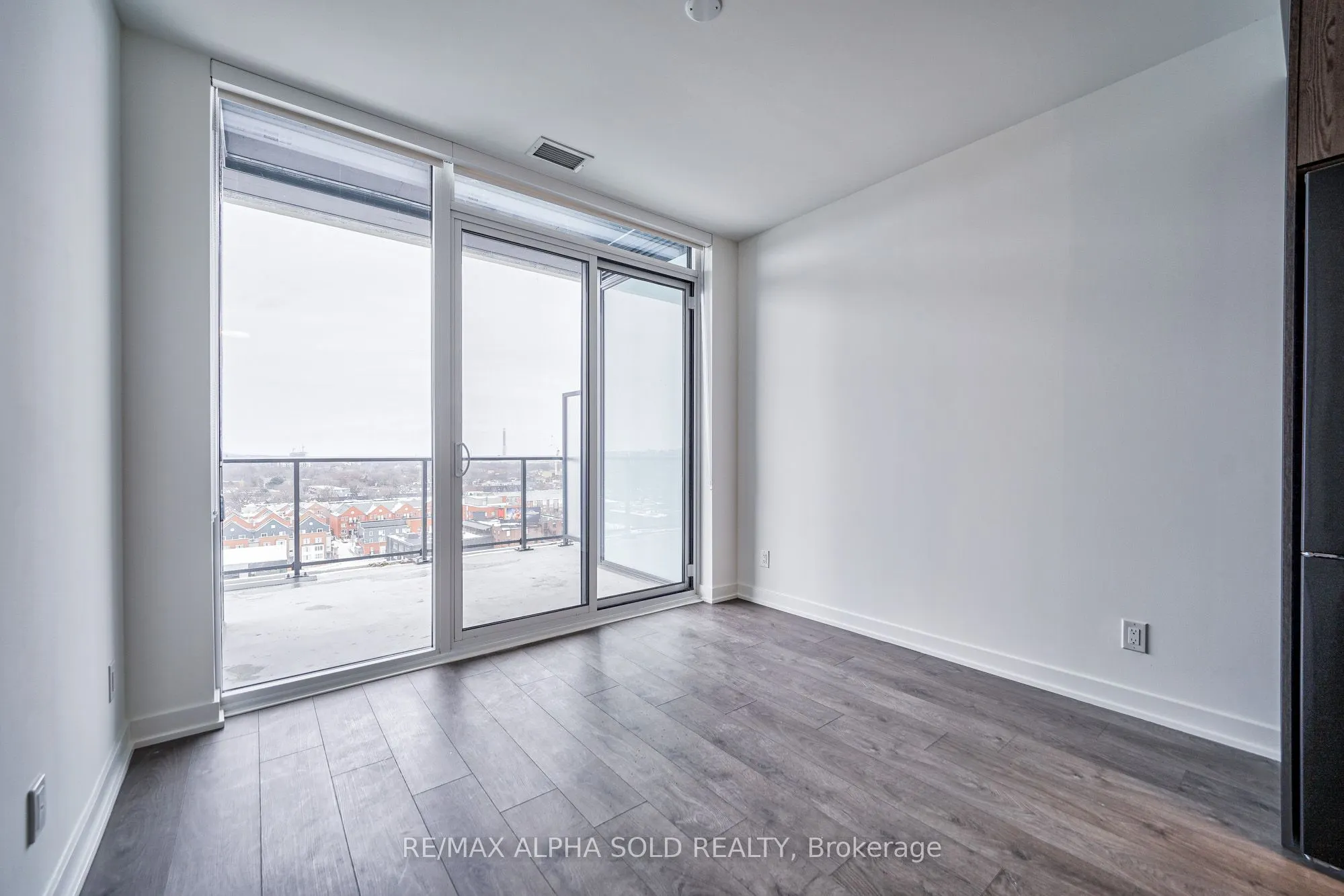 5 Defries Street, #1005