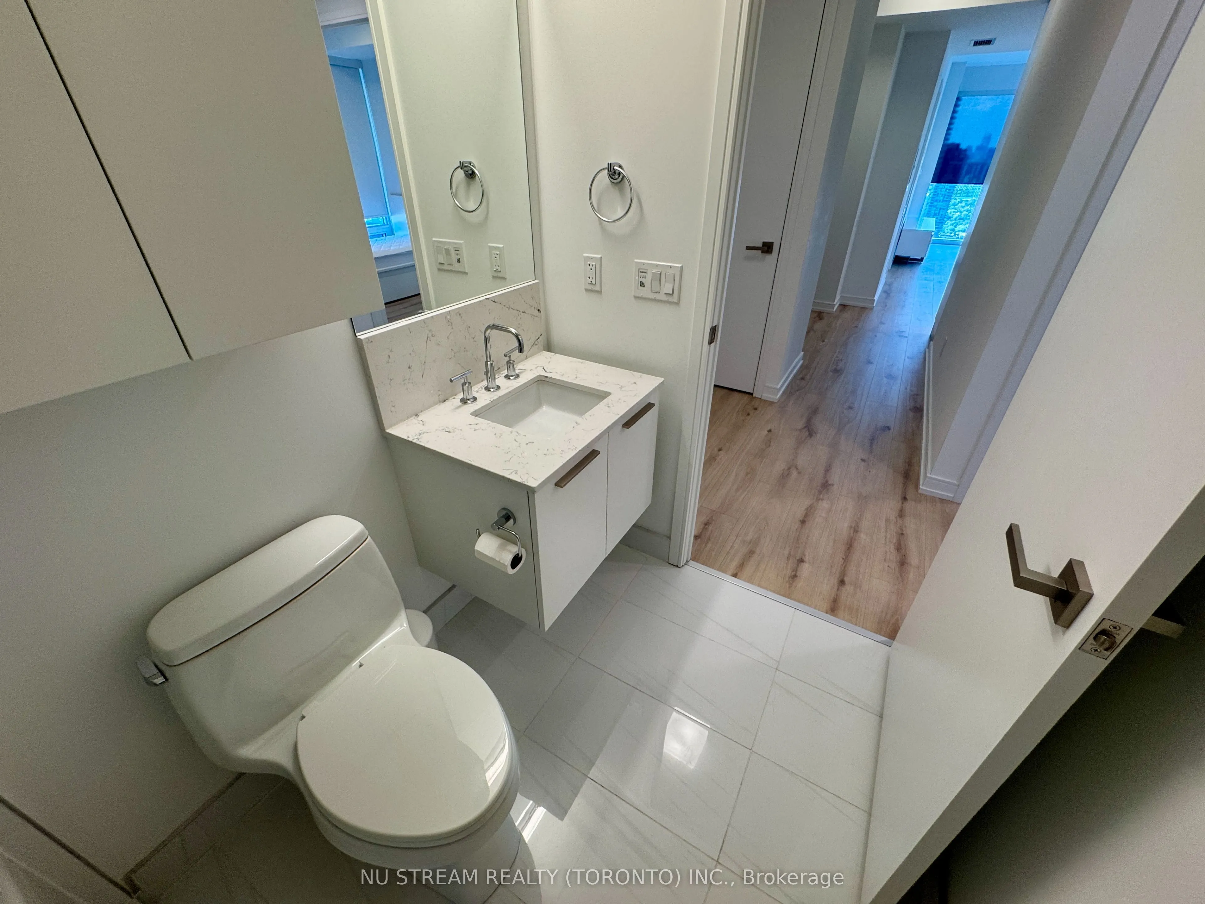 3 Gloucester Street, #4202