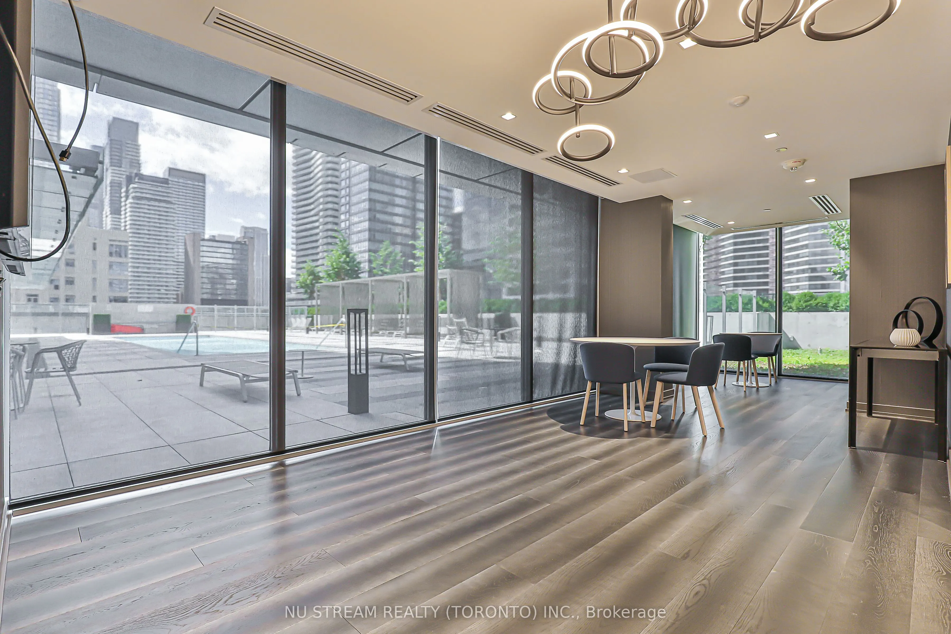 3 Gloucester Street, #4202