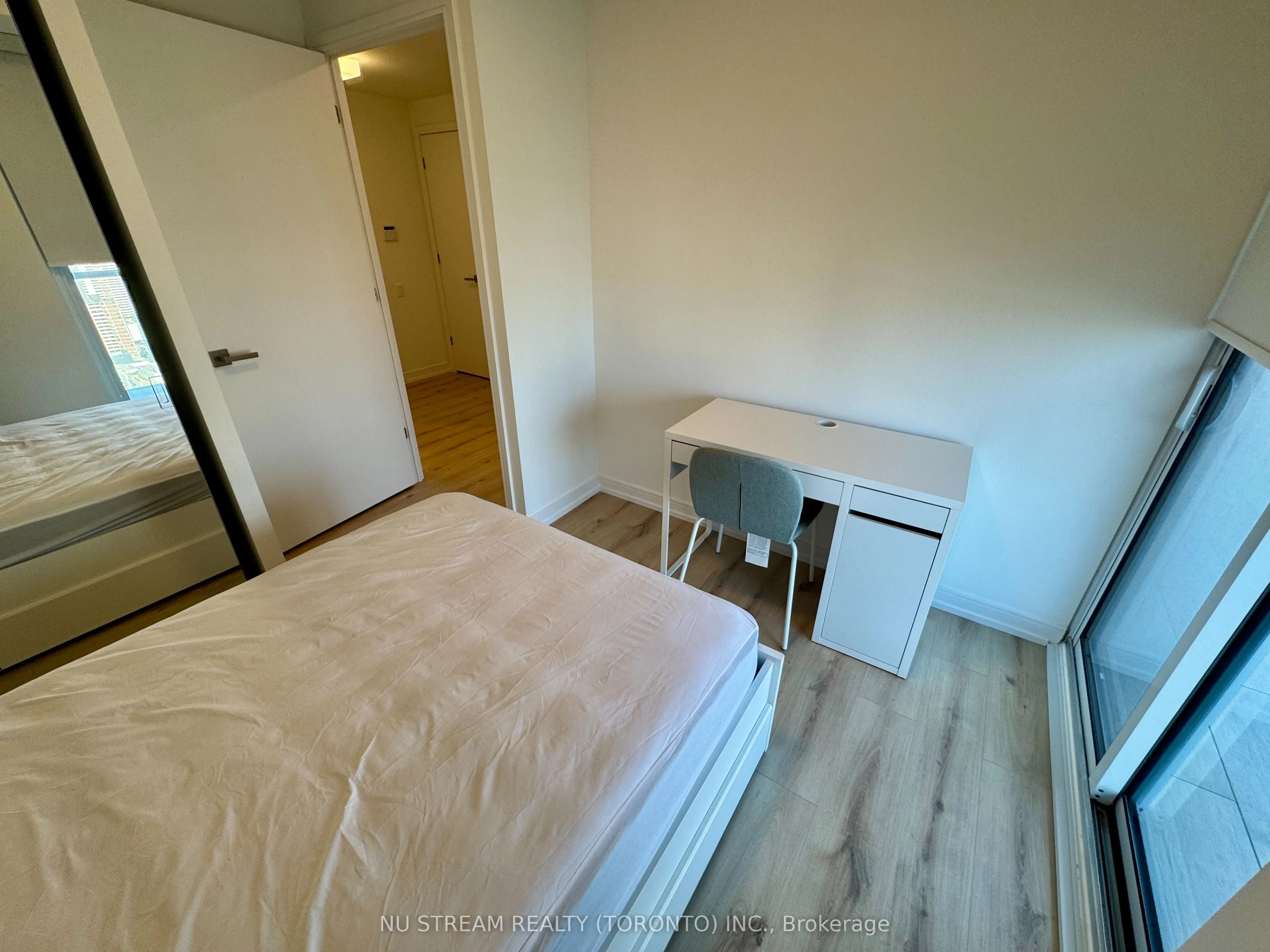 3 Gloucester Street, #4202