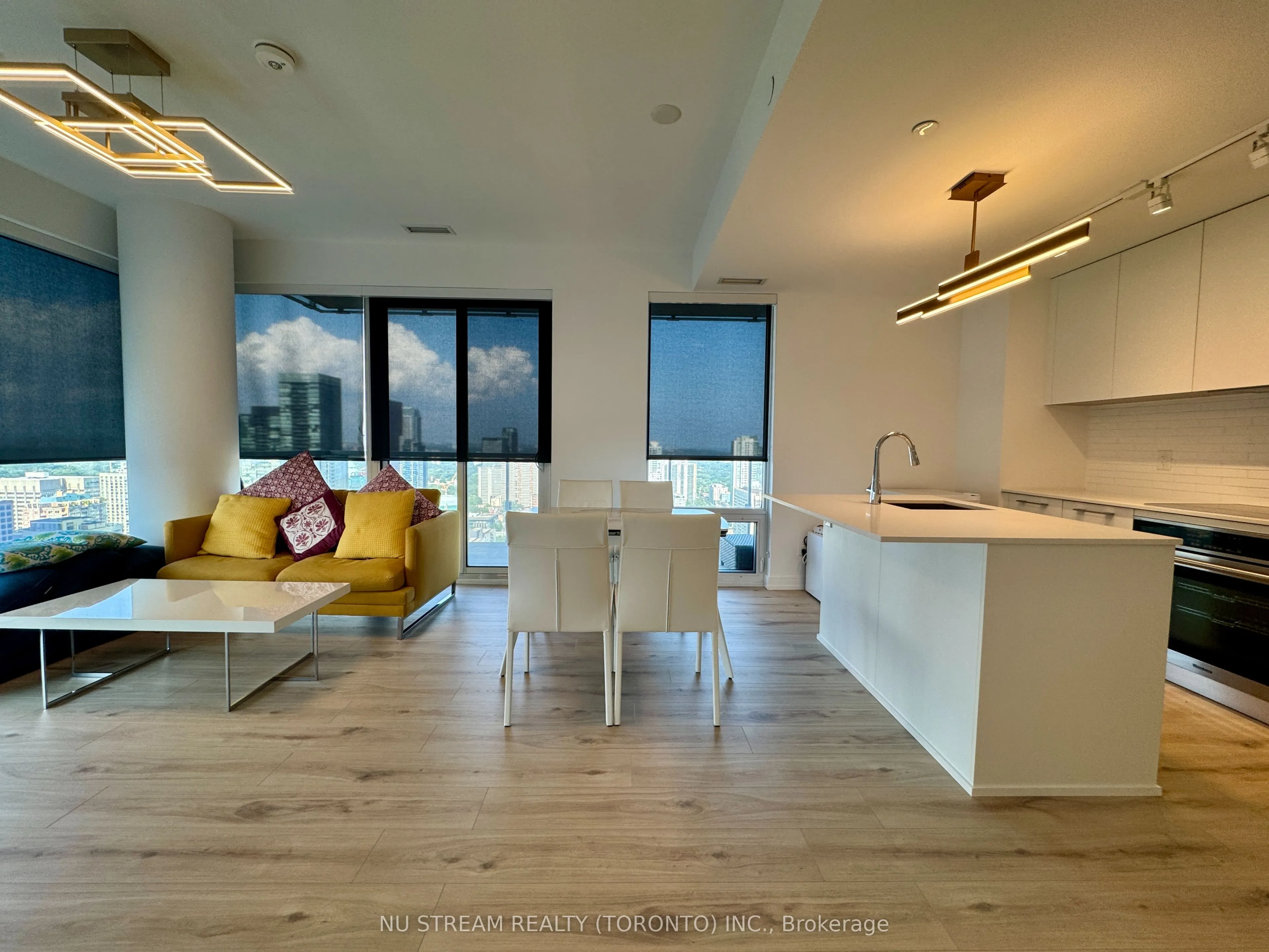 3 Gloucester Street, #4202