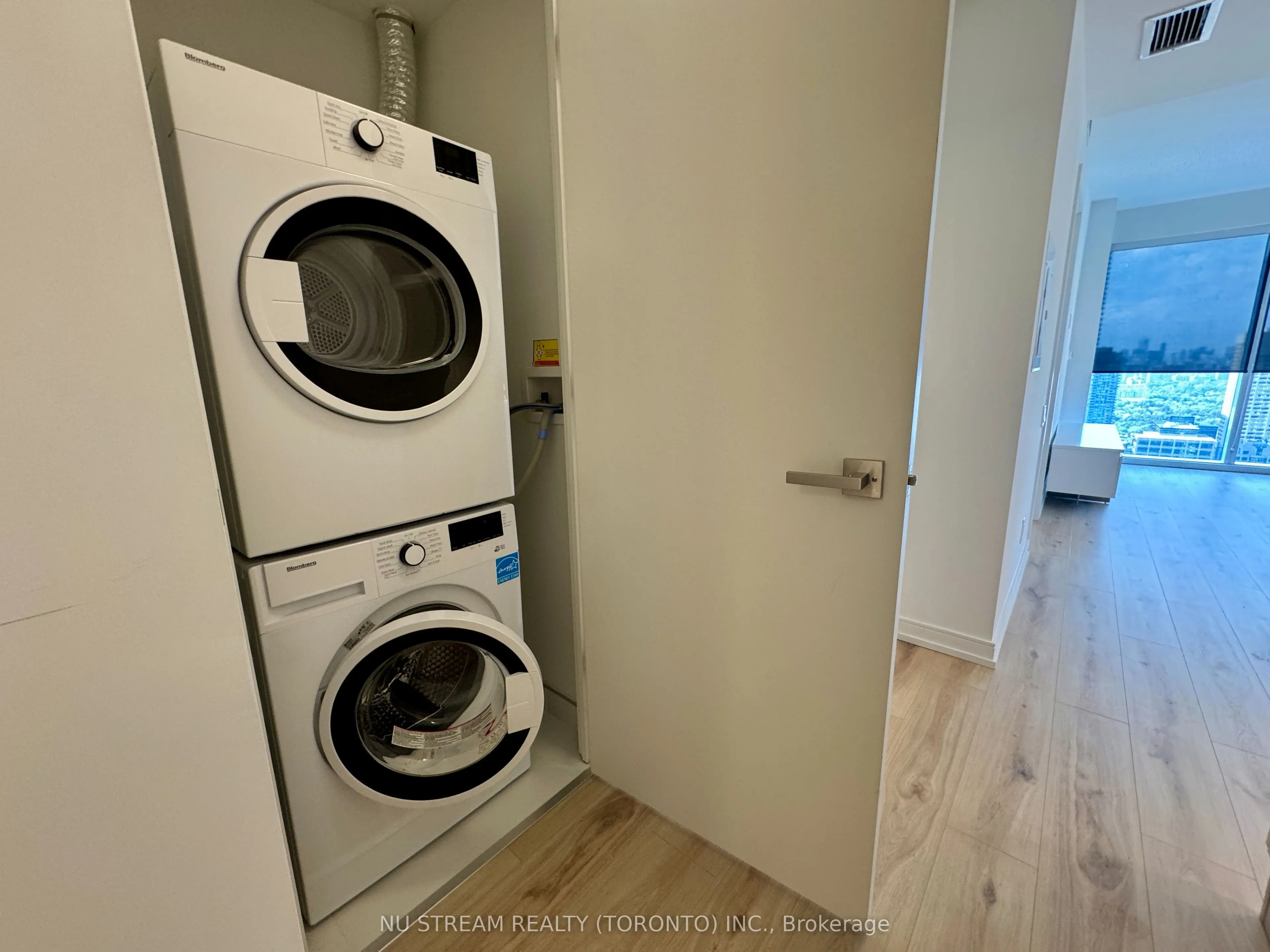 3 Gloucester Street, #4202