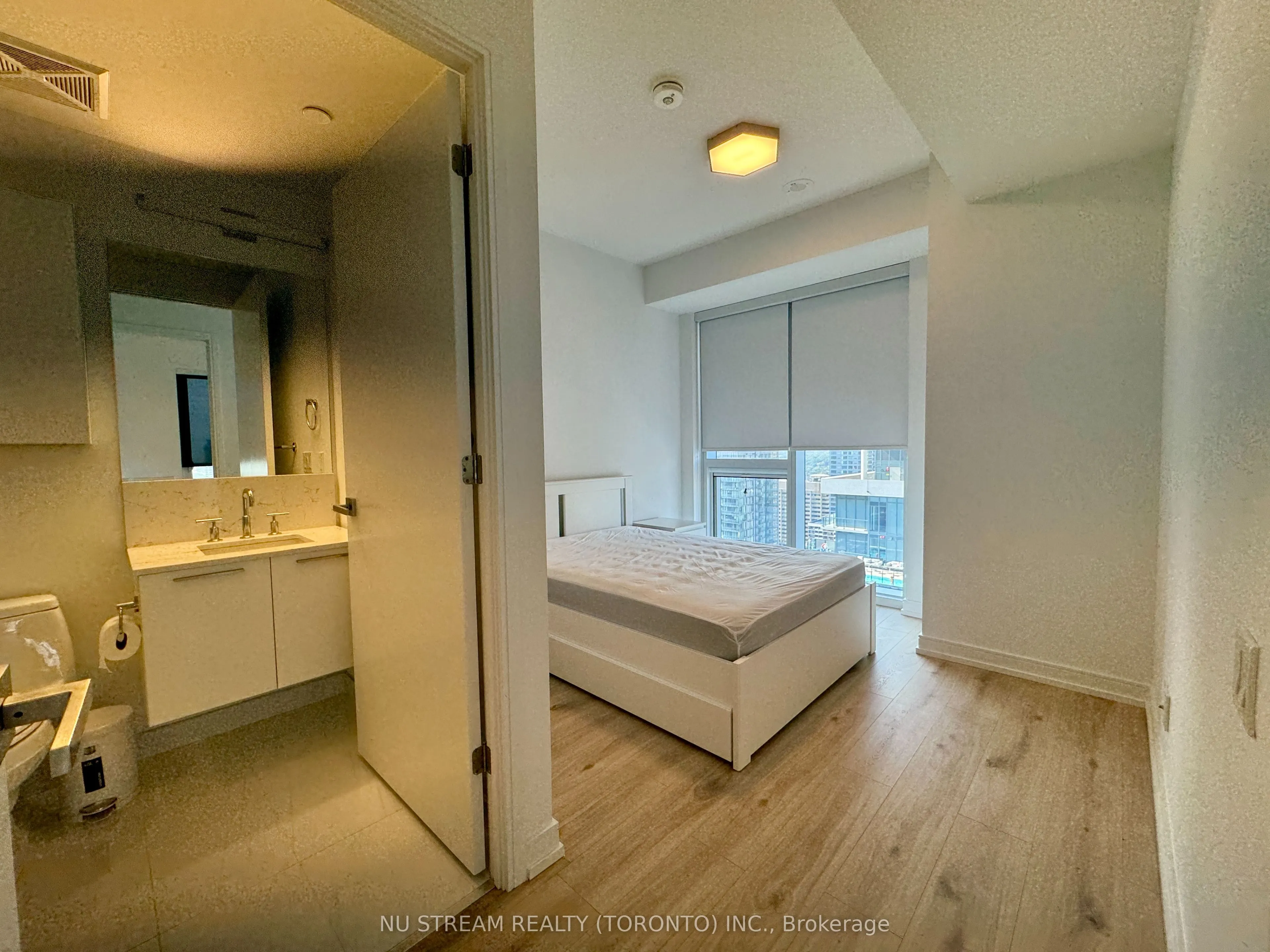 3 Gloucester Street, #4202