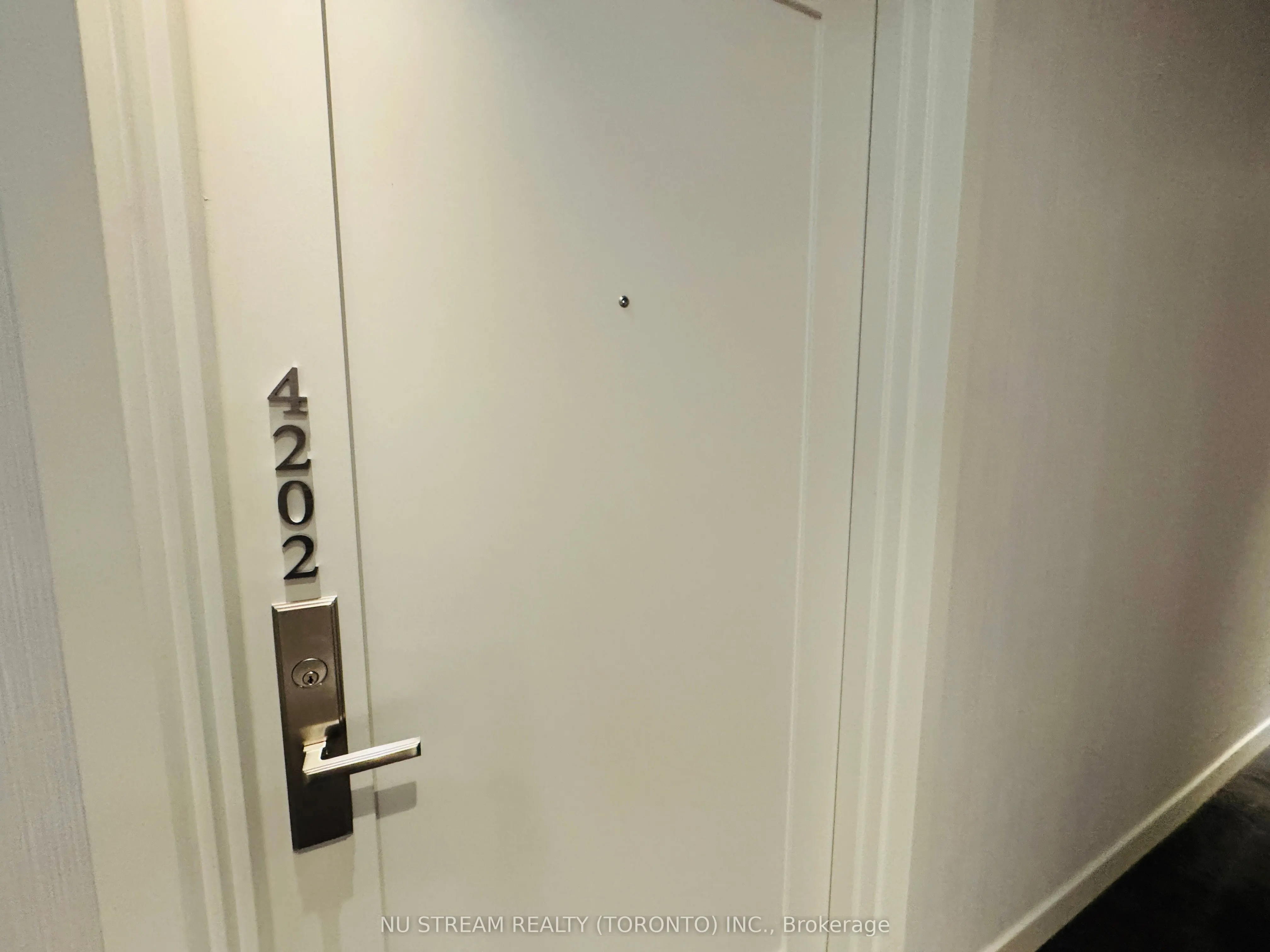 3 Gloucester Street, #4202