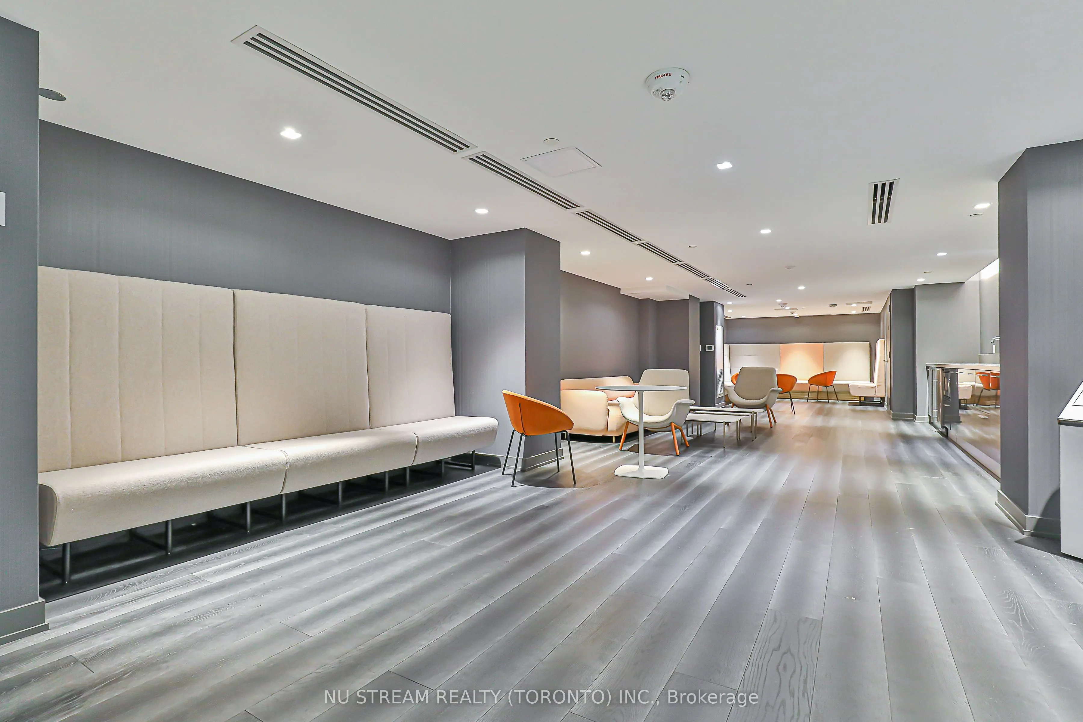 3 Gloucester Street, #4202