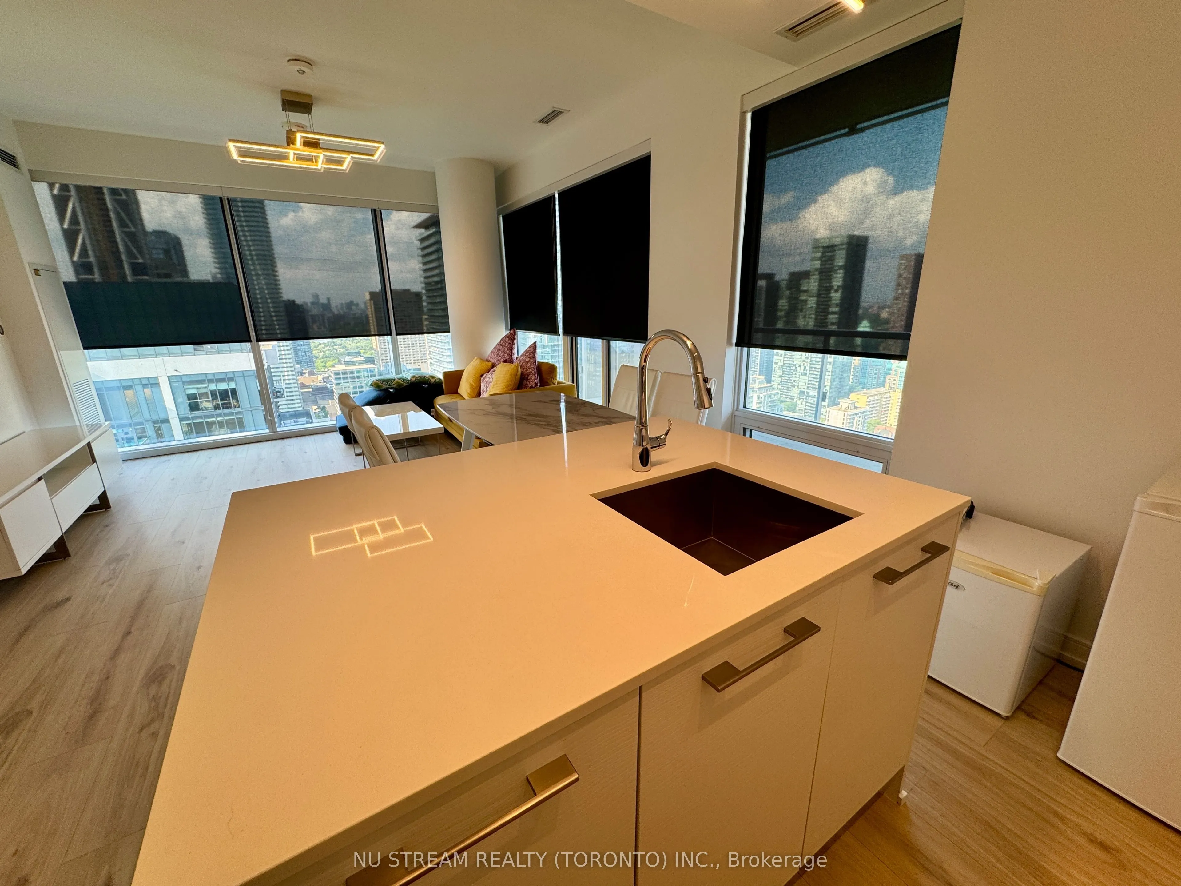 3 Gloucester Street, #4202