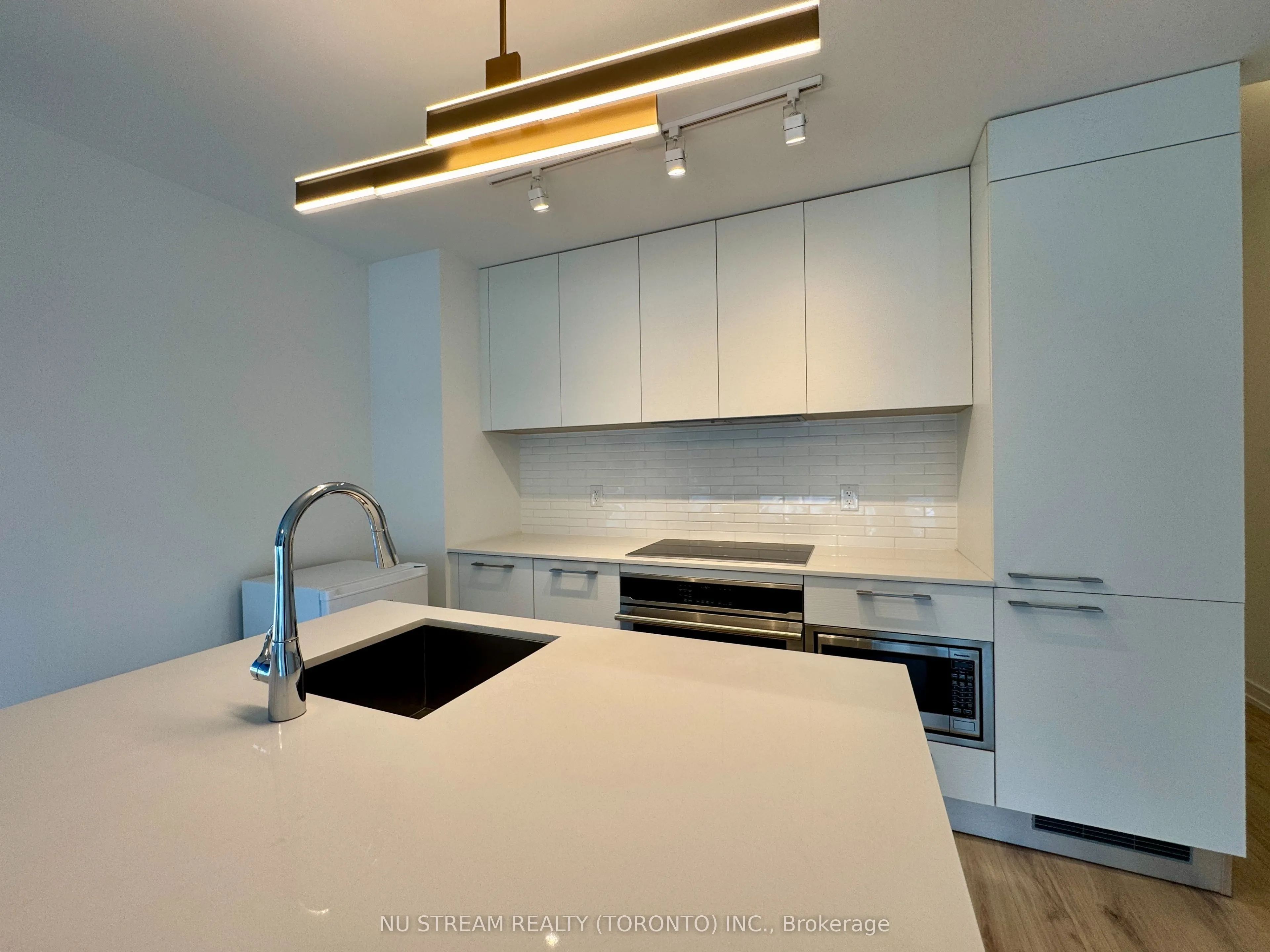 3 Gloucester Street, #4202