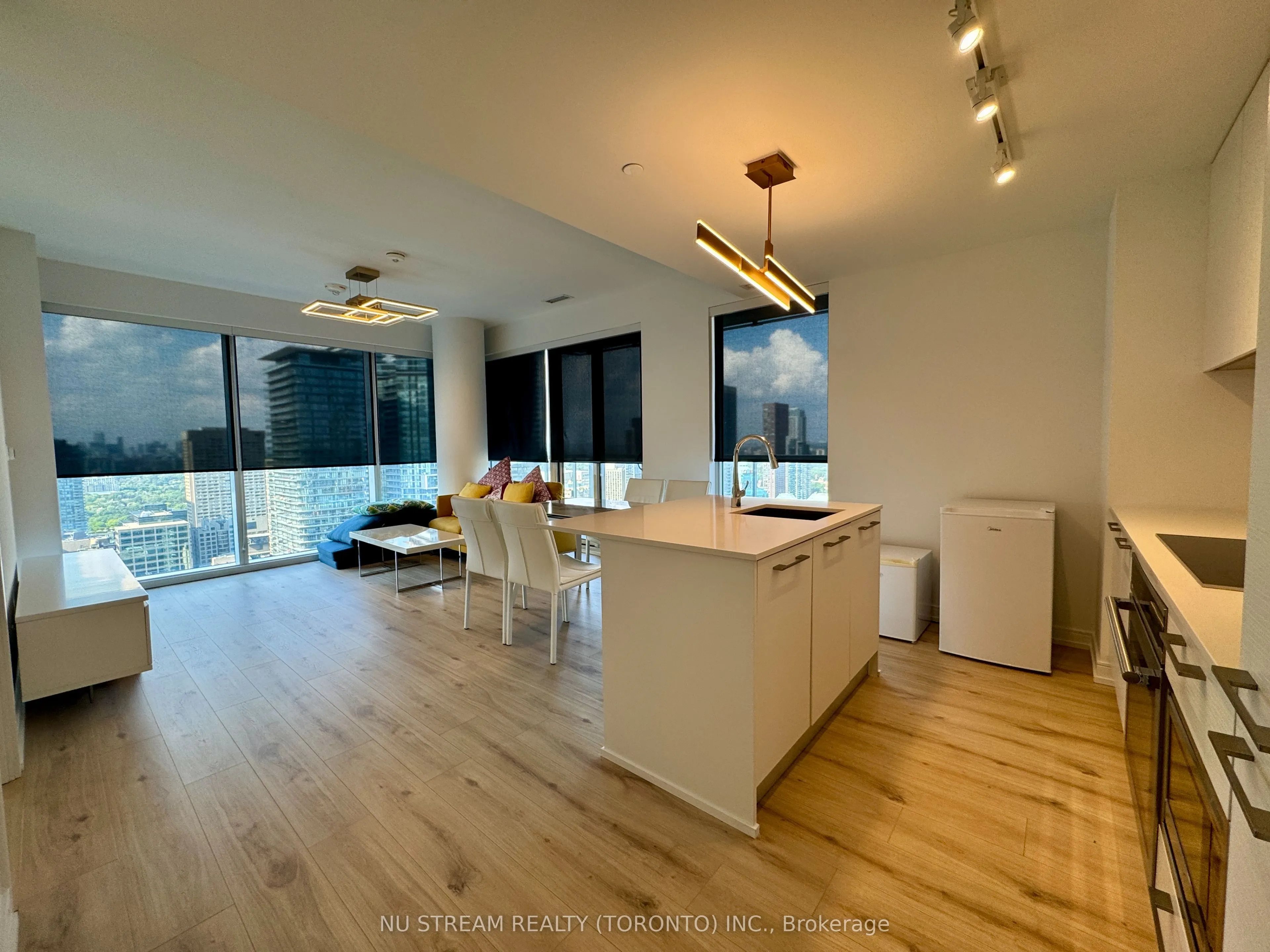 3 Gloucester Street, #4202