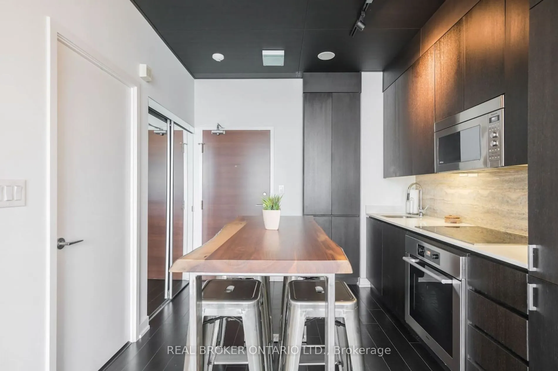 15 Iceboat Terrace, #3203