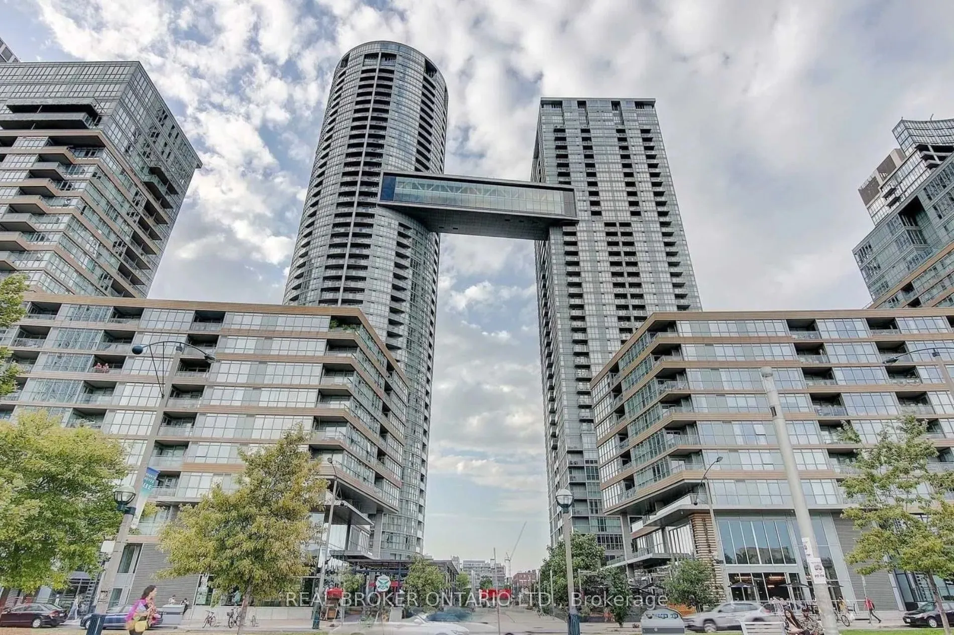15 Iceboat Terrace, #3203