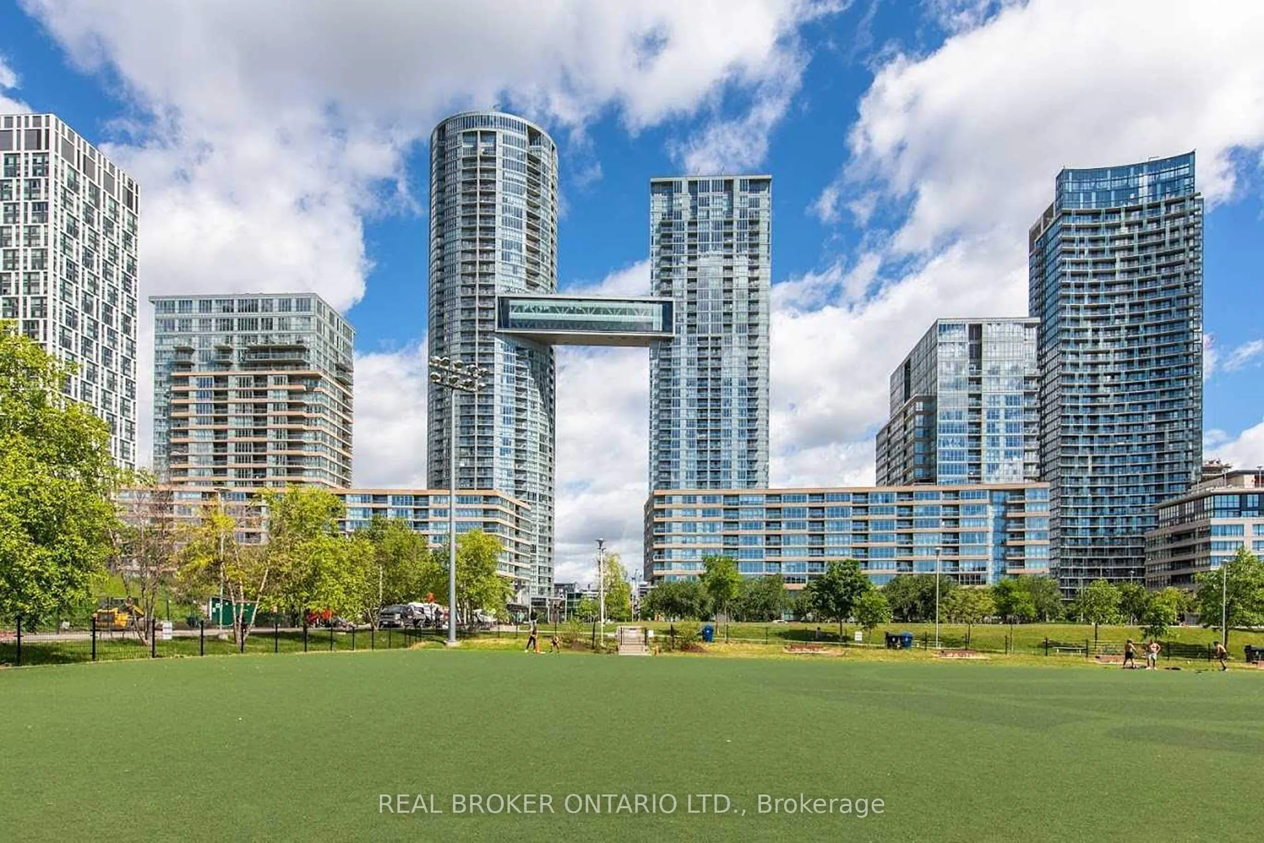 15 Iceboat Terrace, #3203