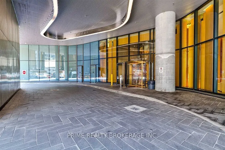 11 Wellesley Street W, #1711