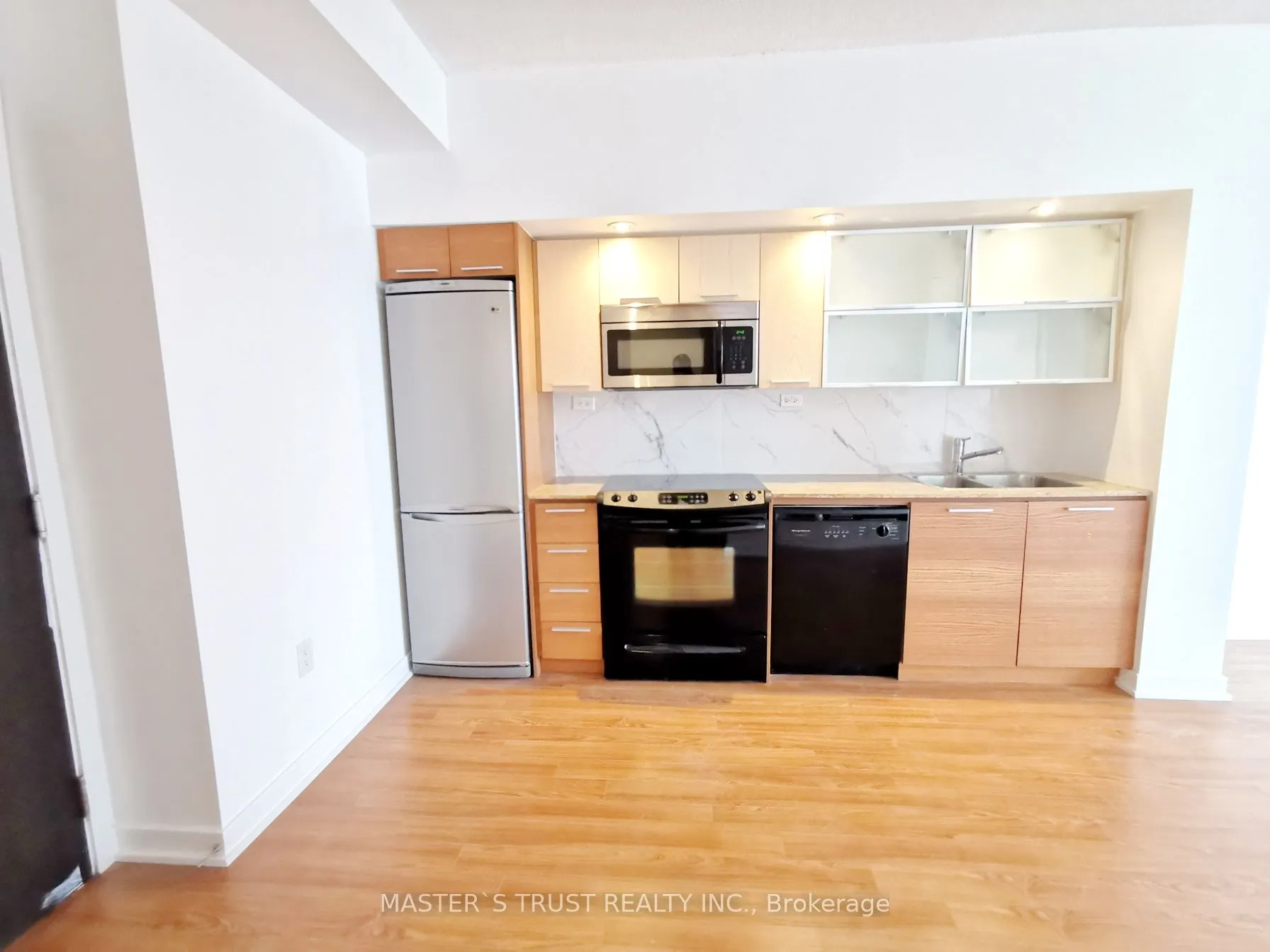 25 Capreol Court, #4101