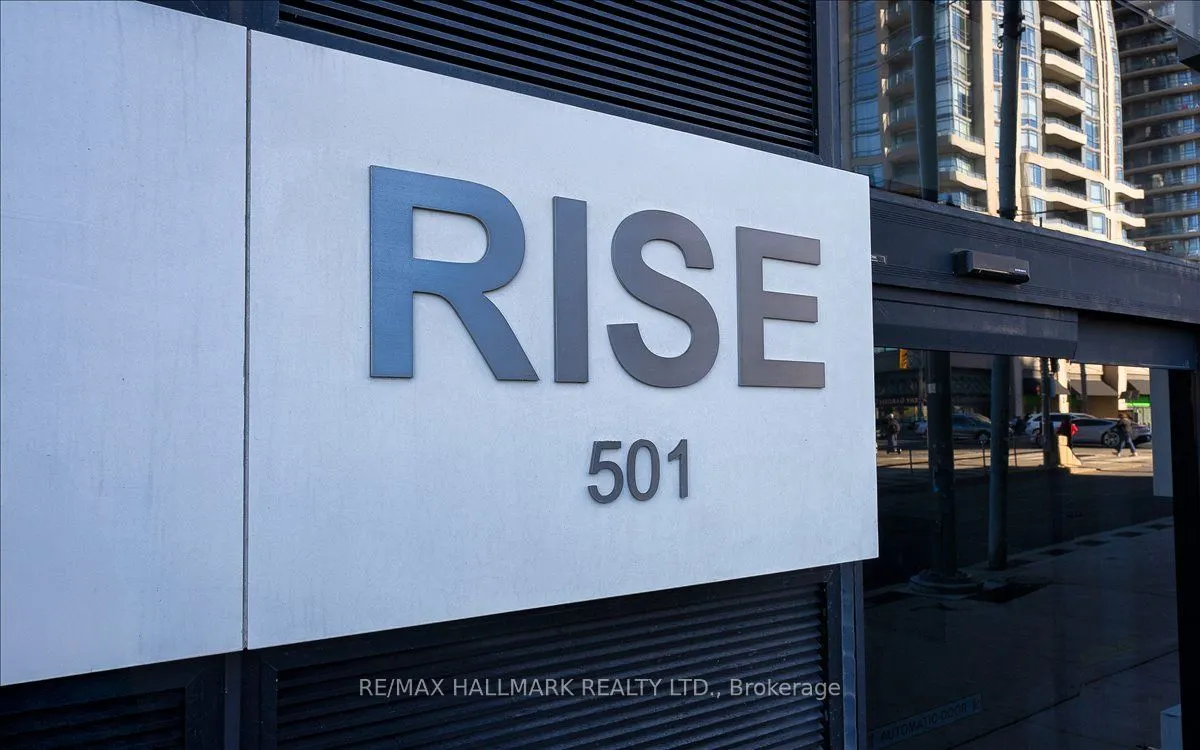 501 St Clair Avenue W, #1811