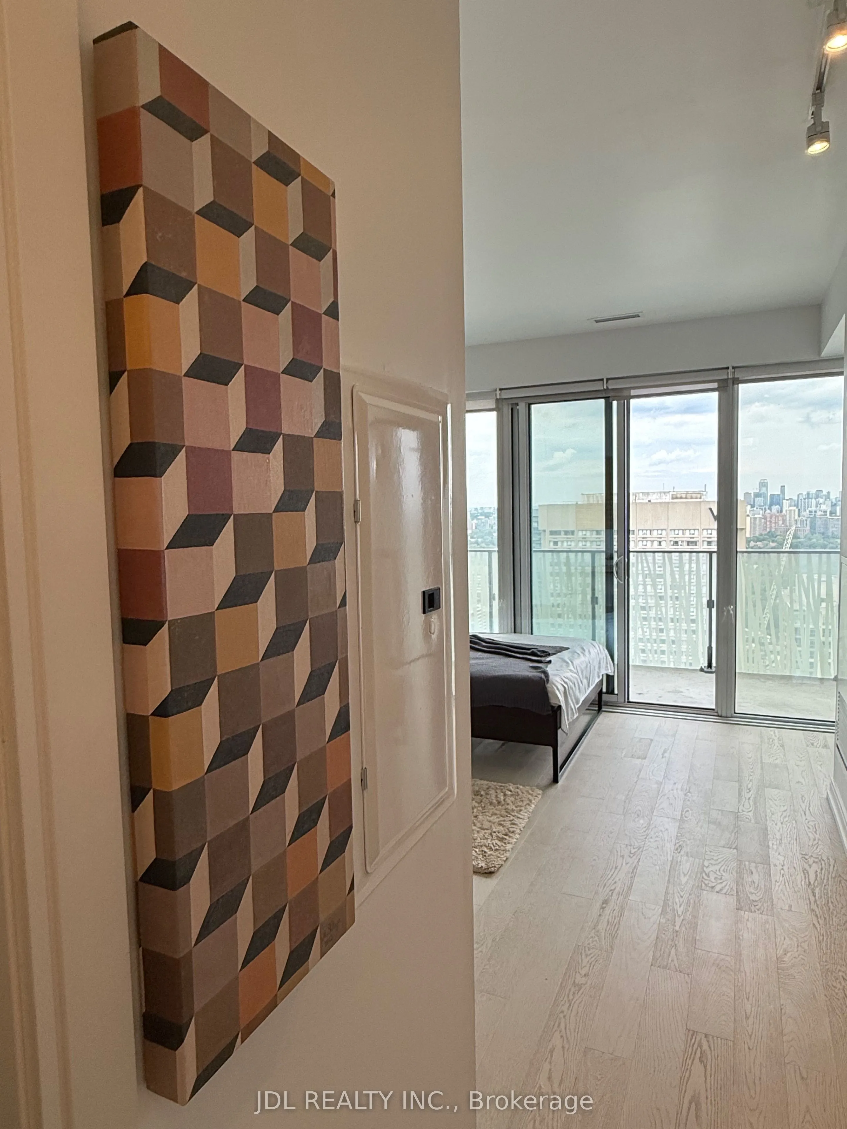 42 Charles Street E, #4107