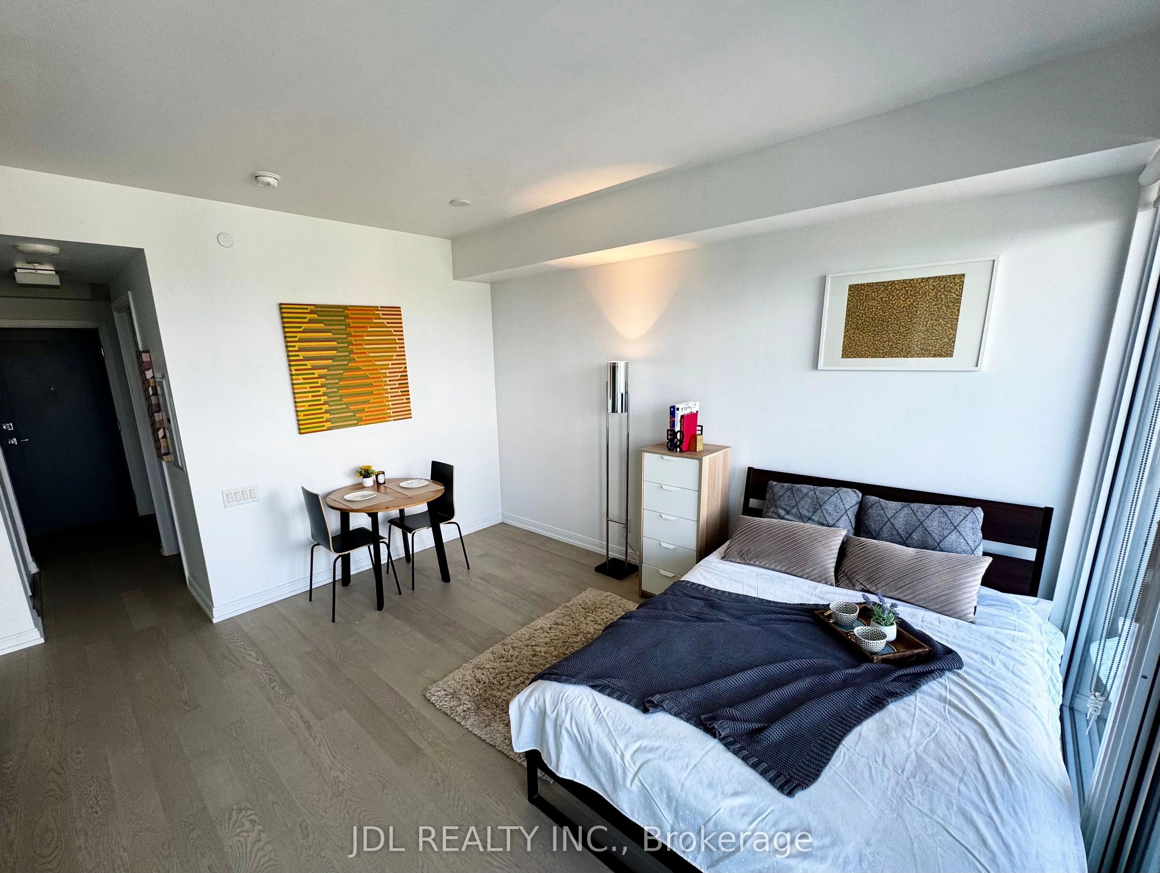 42 Charles Street E, #4107