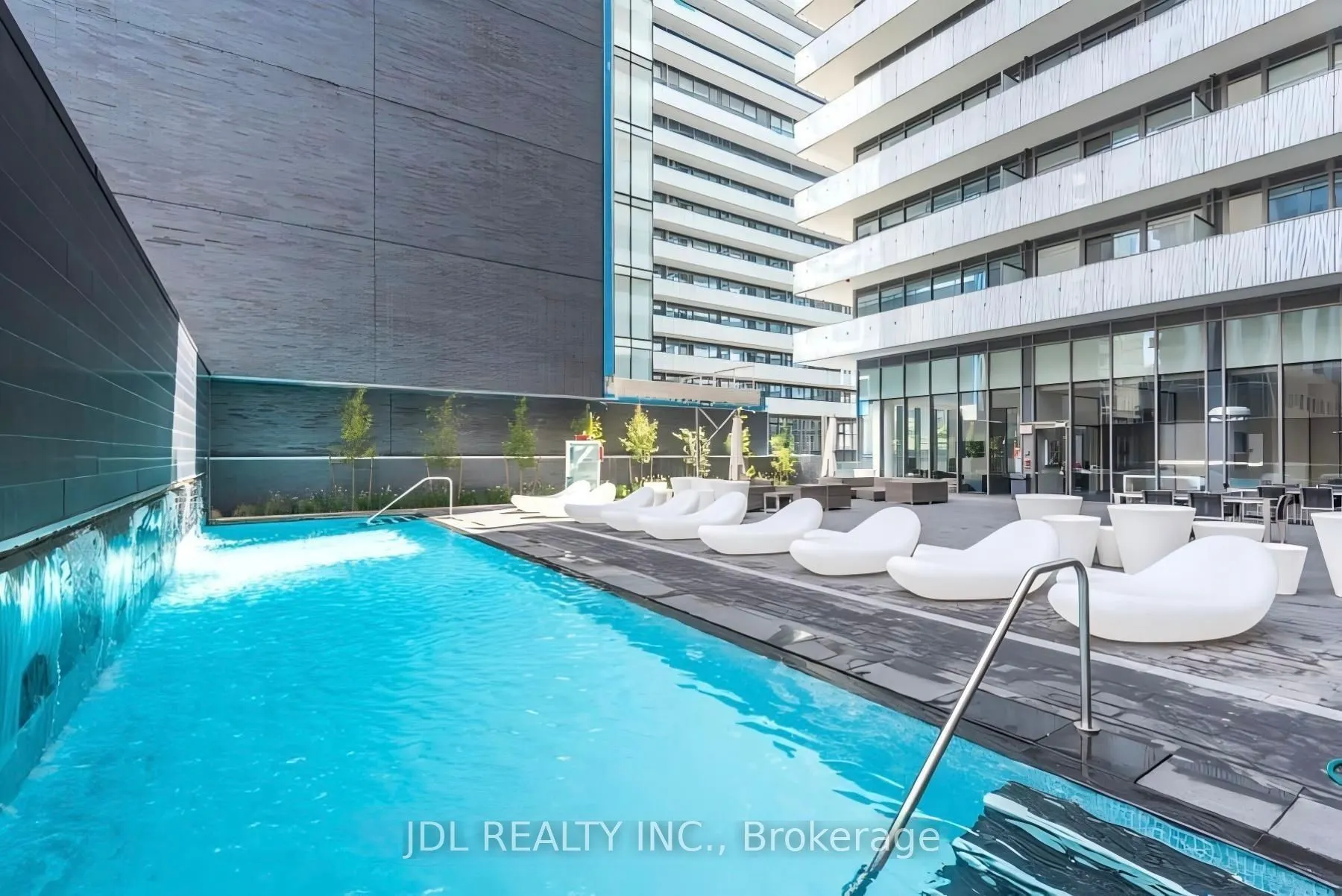 42 Charles Street E, #4107