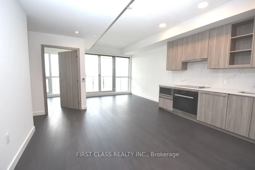 25 Mcmahon Drive, #1707
