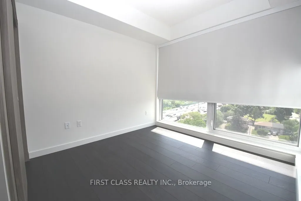 25 Mcmahon Drive, #1707