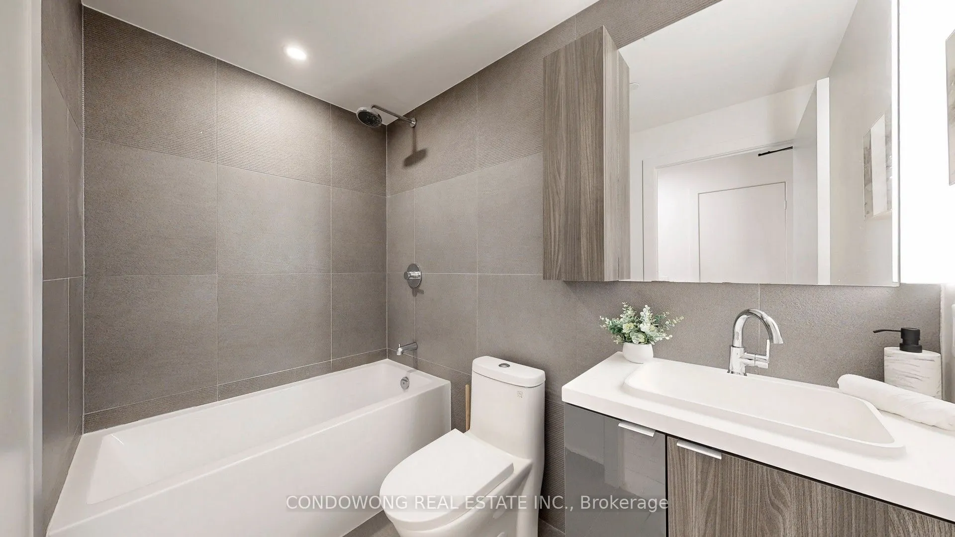 35 Mercer Street, #1811