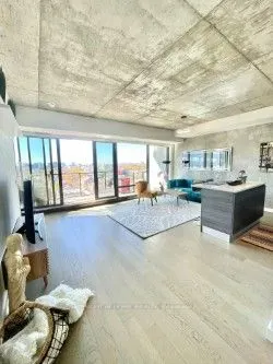 111 Bathurst Street, #1205