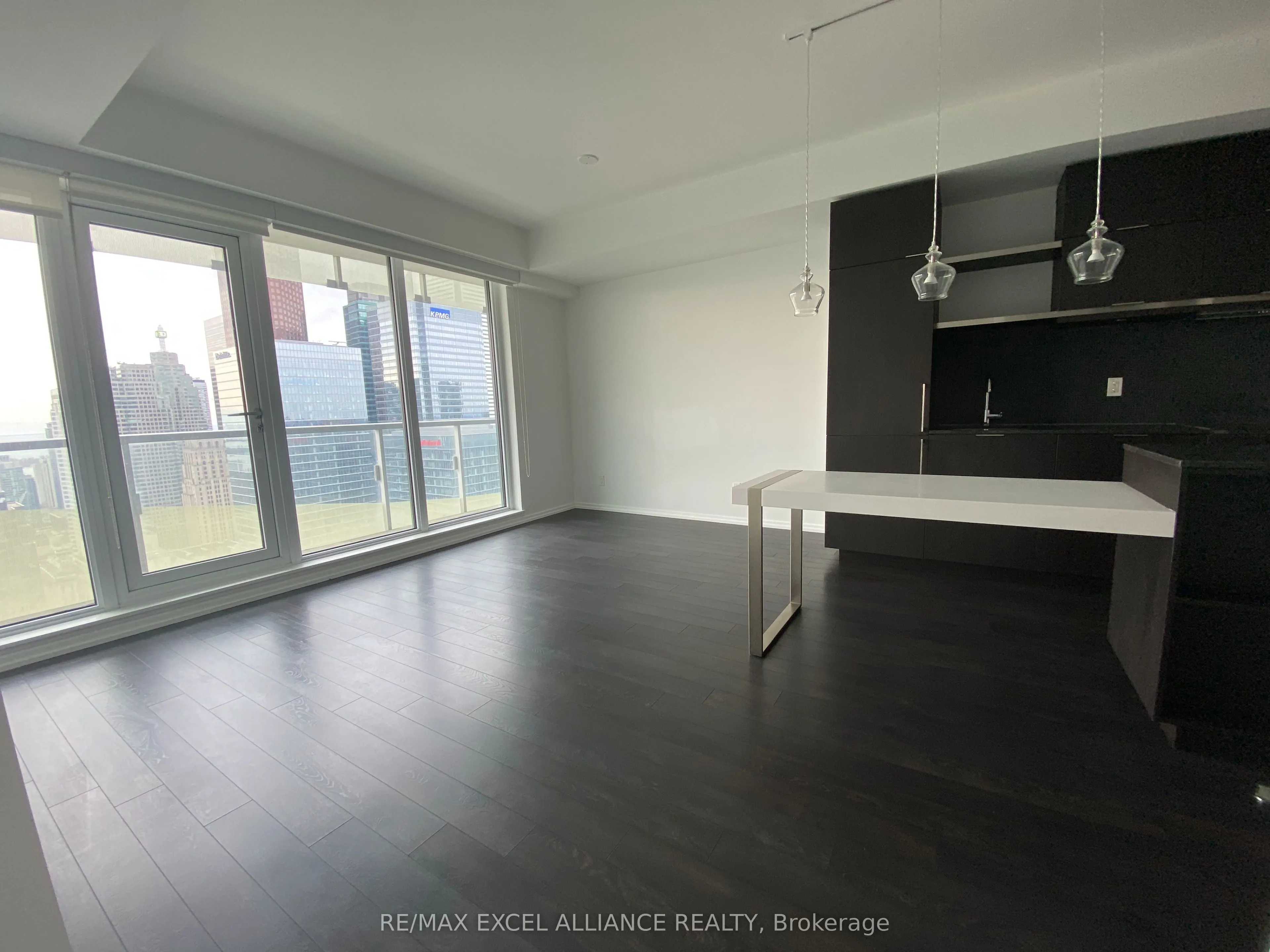 197 Yonge Street, #4406
