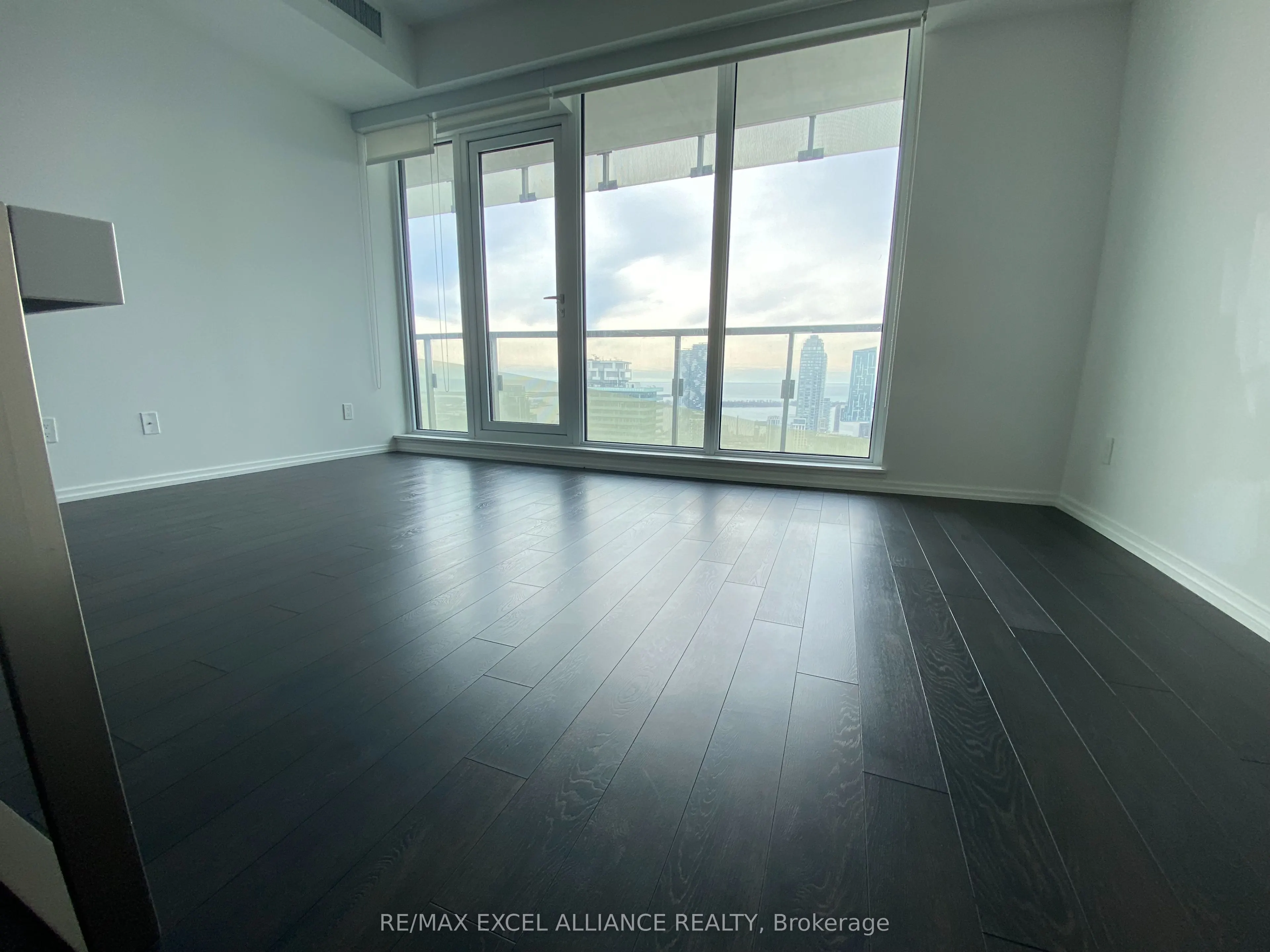 197 Yonge Street, #4406
