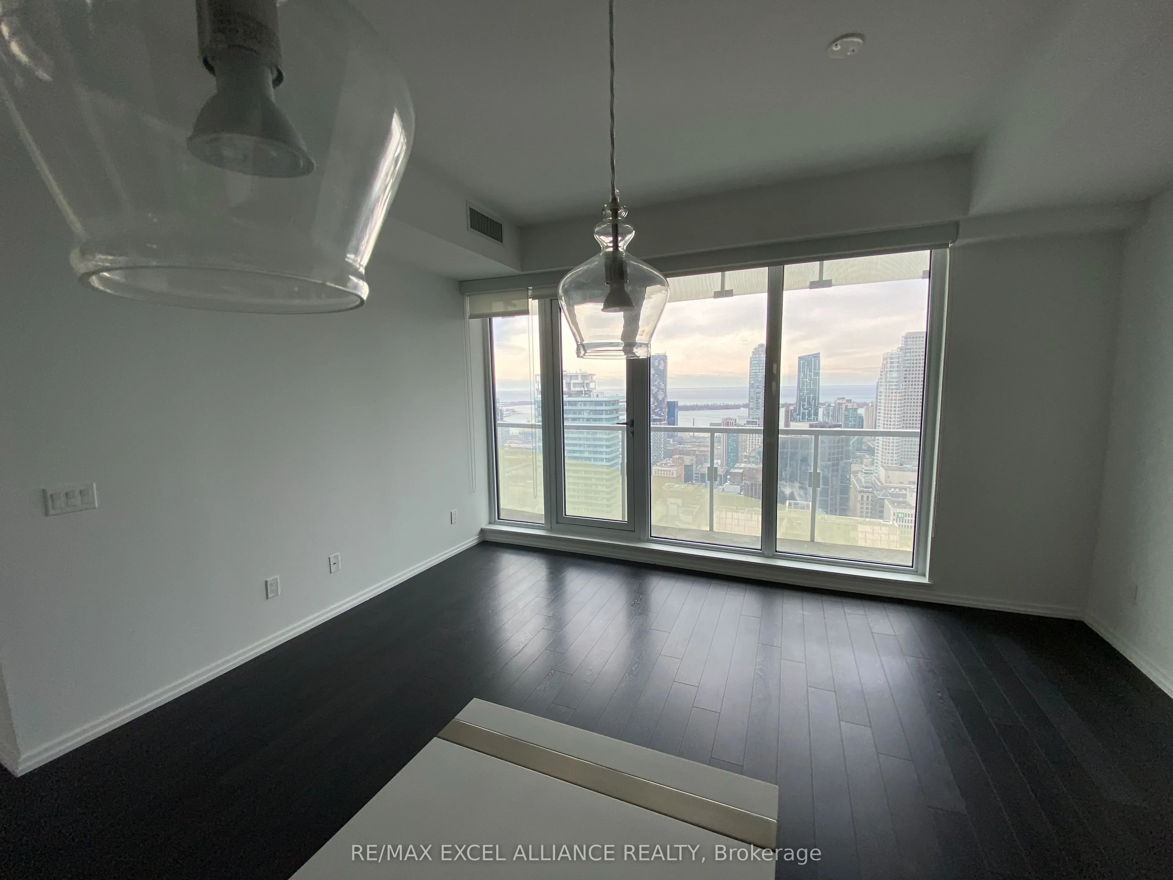 197 Yonge Street, #4406