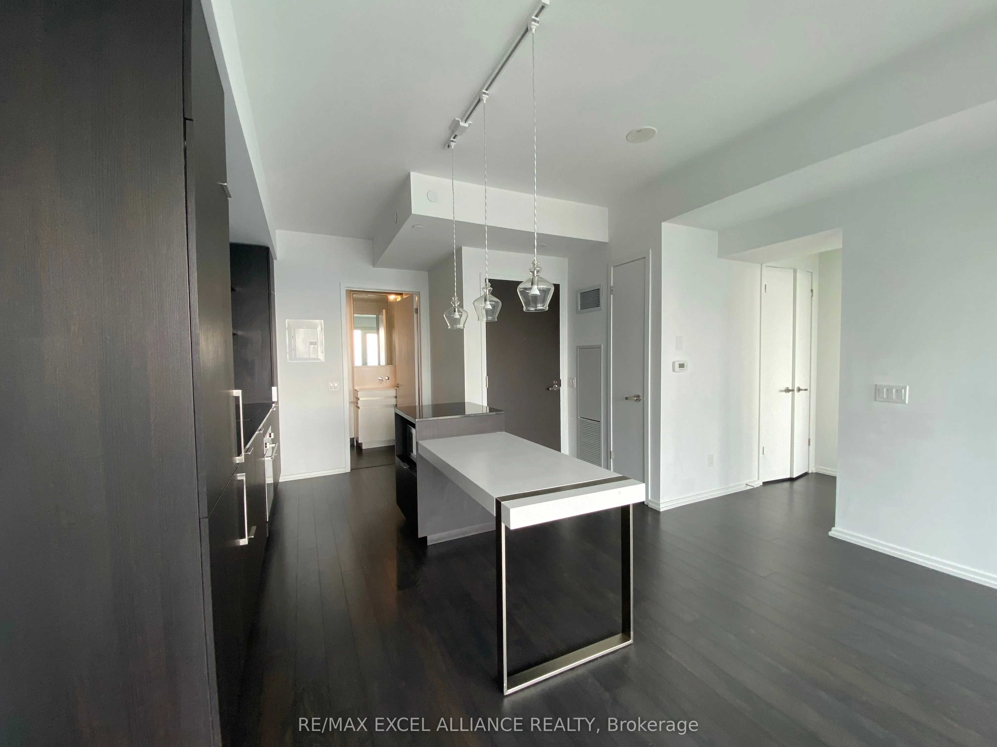 197 Yonge Street, #4406
