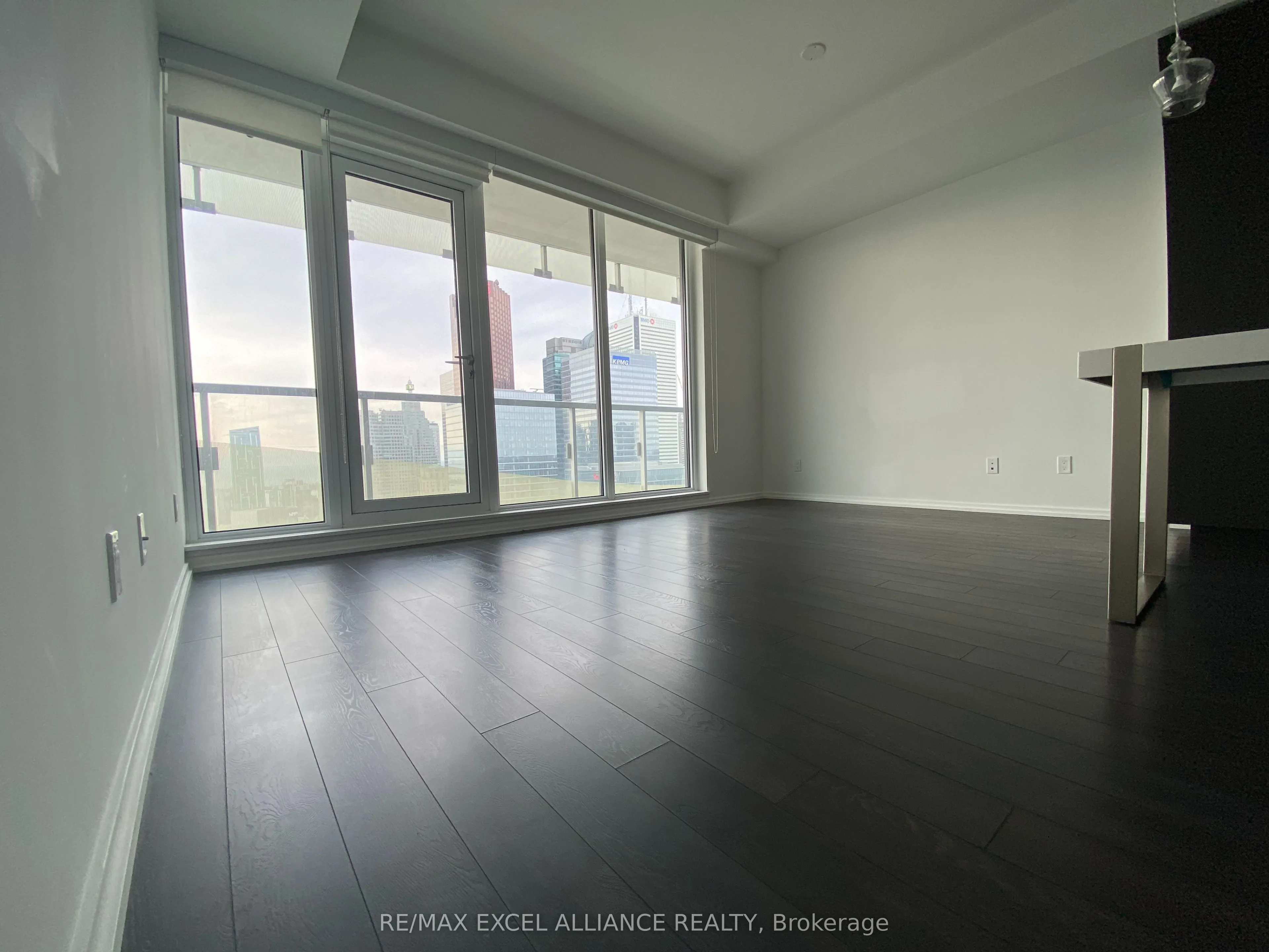 197 Yonge Street, #4406