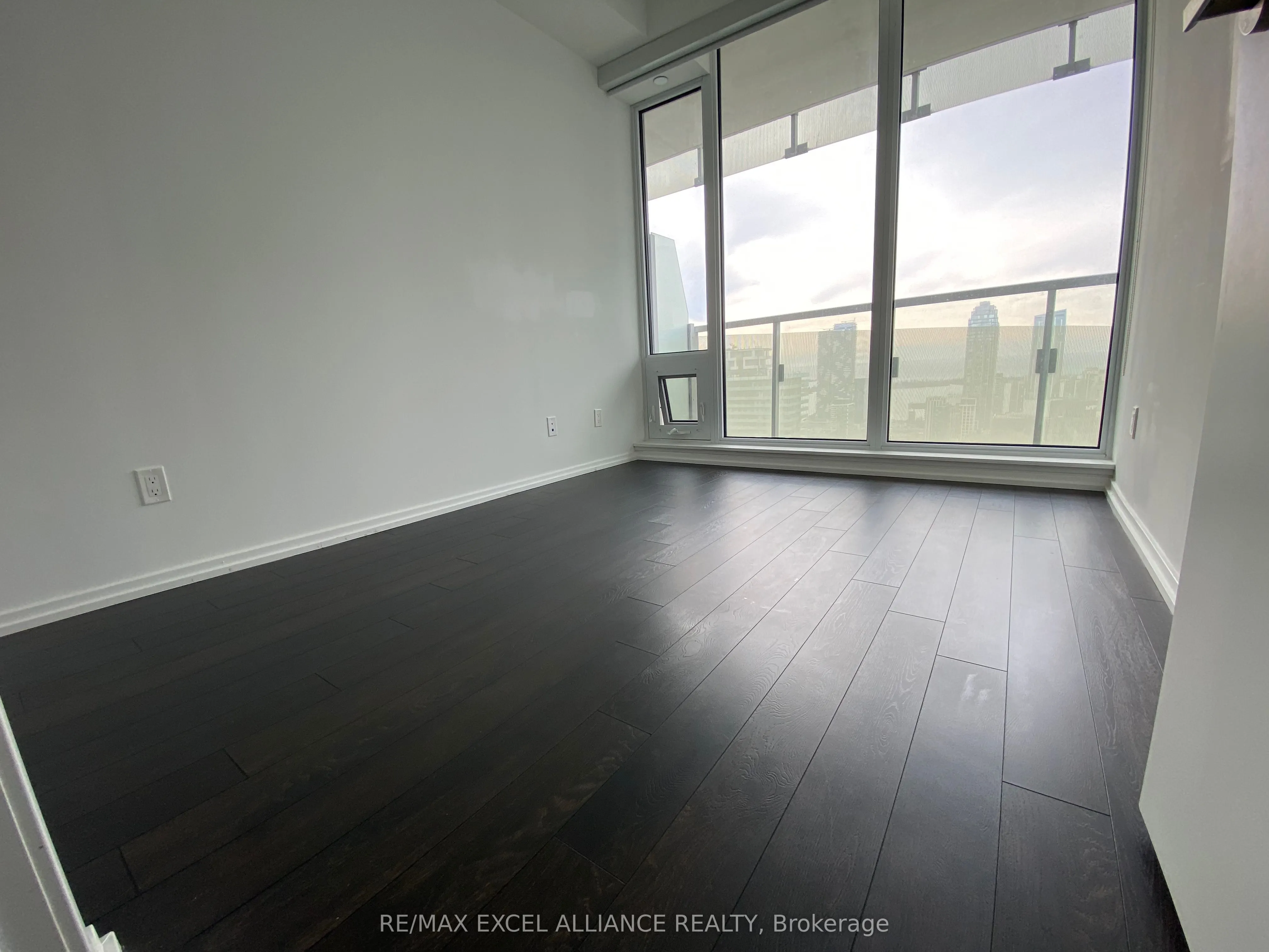 197 Yonge Street, #4406