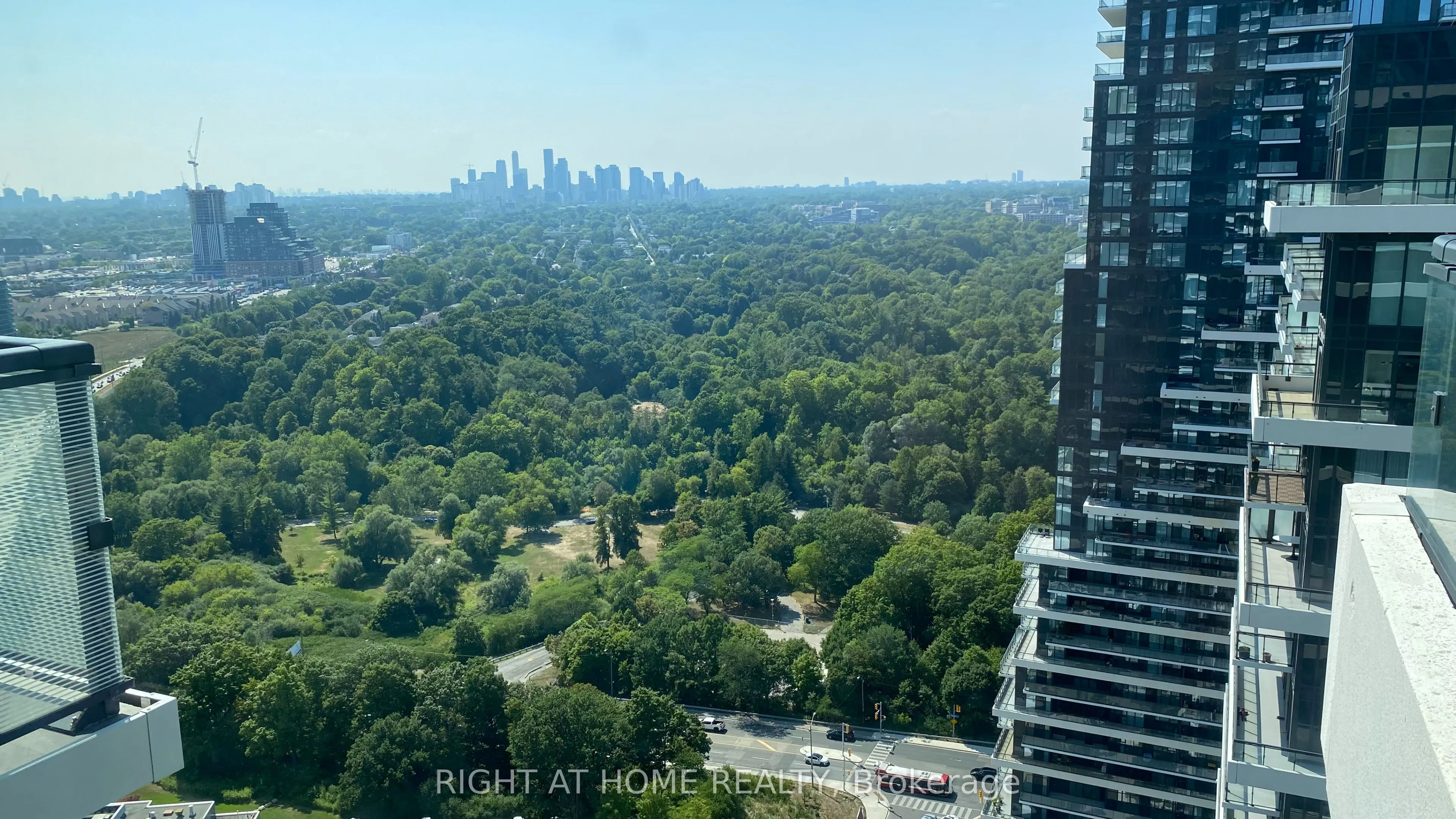 30 Inn On The Park Drive, #2901
