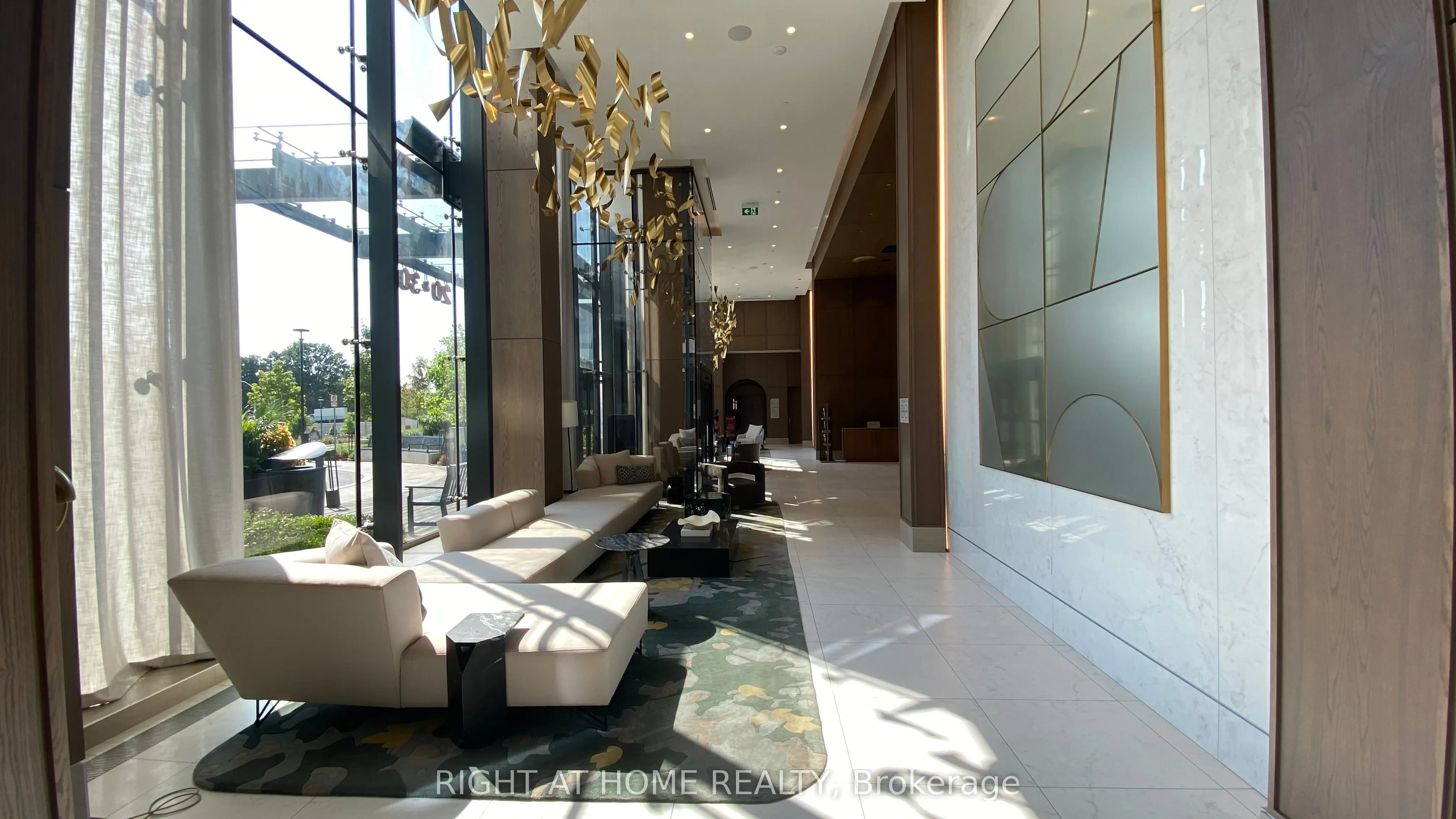 30 Inn On The Park Drive, #2901
