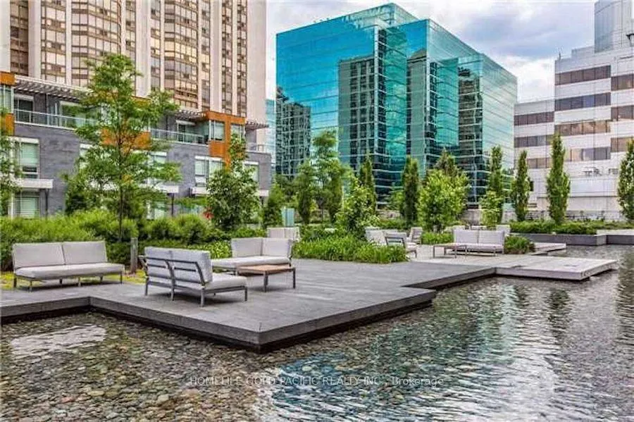 88 Sheppard Avenue E, #2107
