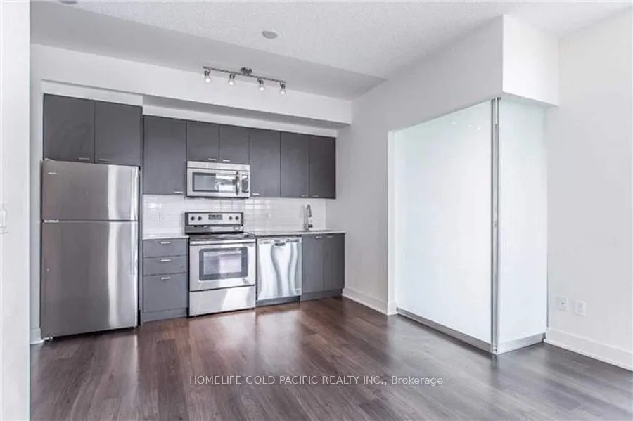 88 Sheppard Avenue E, #2107