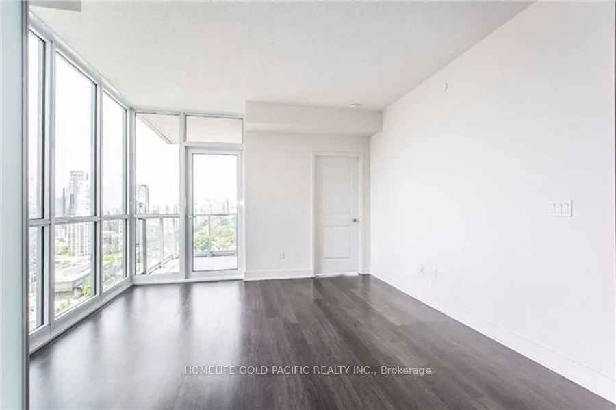 88 Sheppard Avenue E, #2107