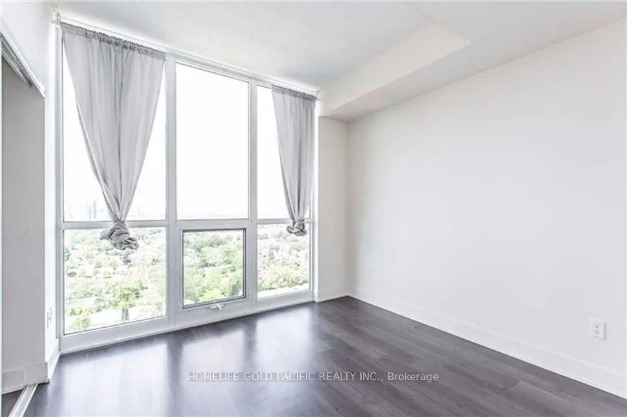 88 Sheppard Avenue E, #2107