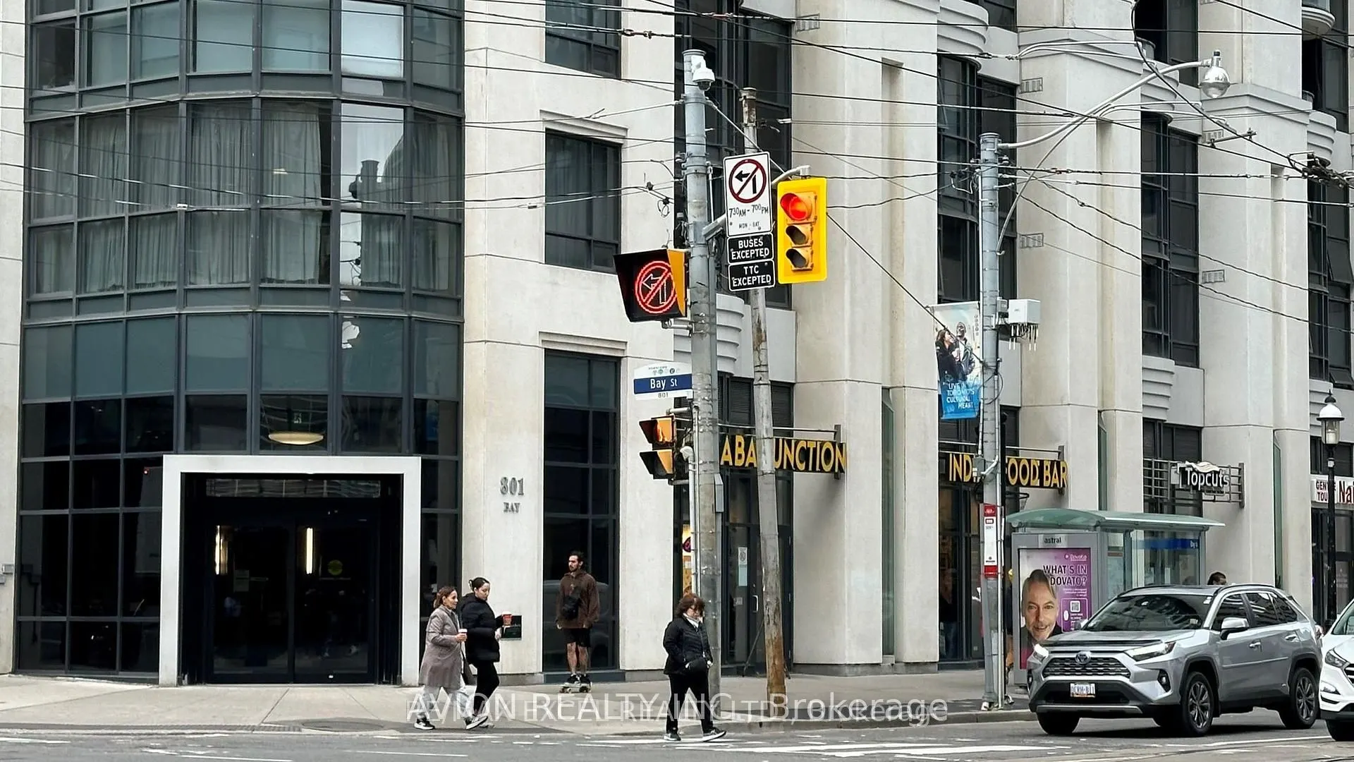 801 Bay Street, #1503 (Den)