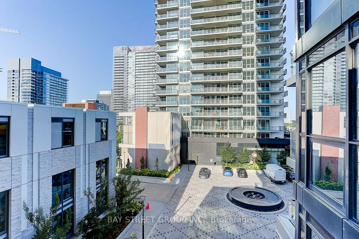 85 Mcmahon Drive, #507