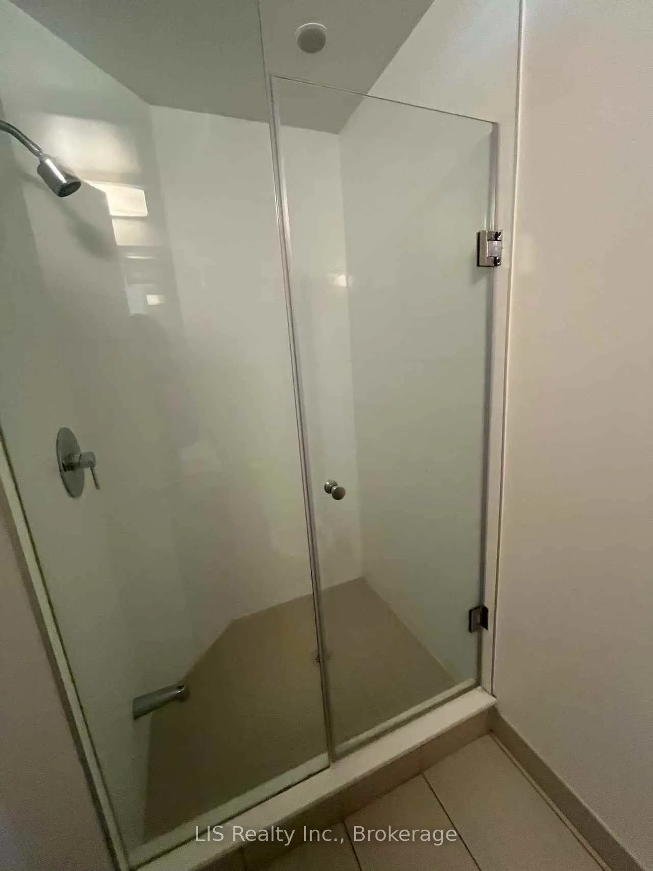 62 Forest Manor Road, #605