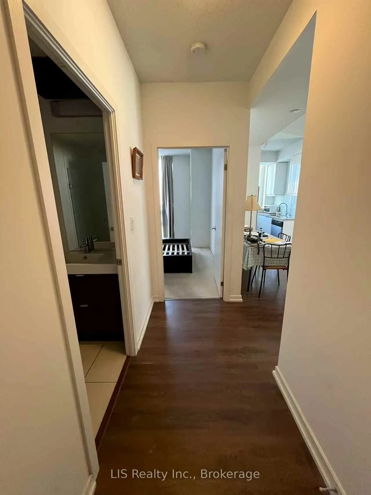 62 Forest Manor Road, #605