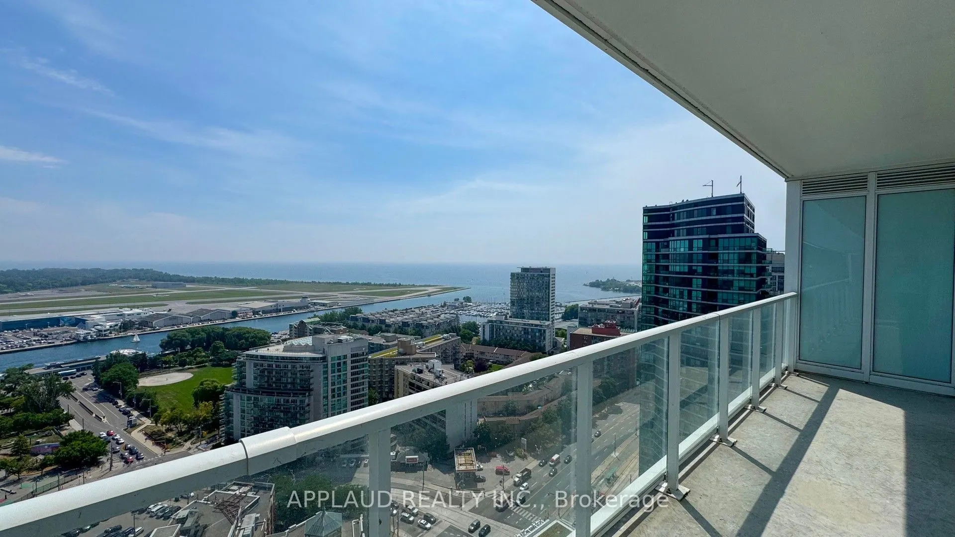 17 Bathurst Street, #3302