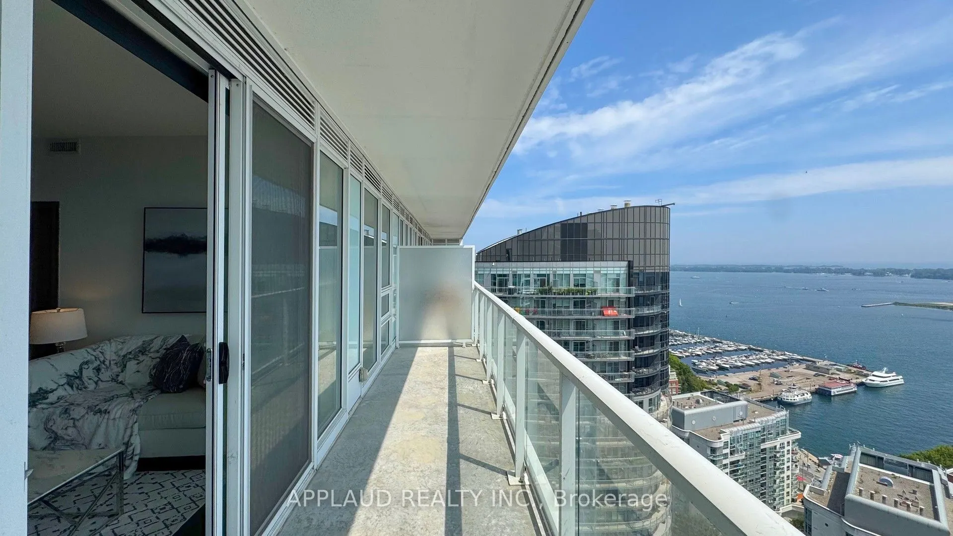 17 Bathurst Street, #3302